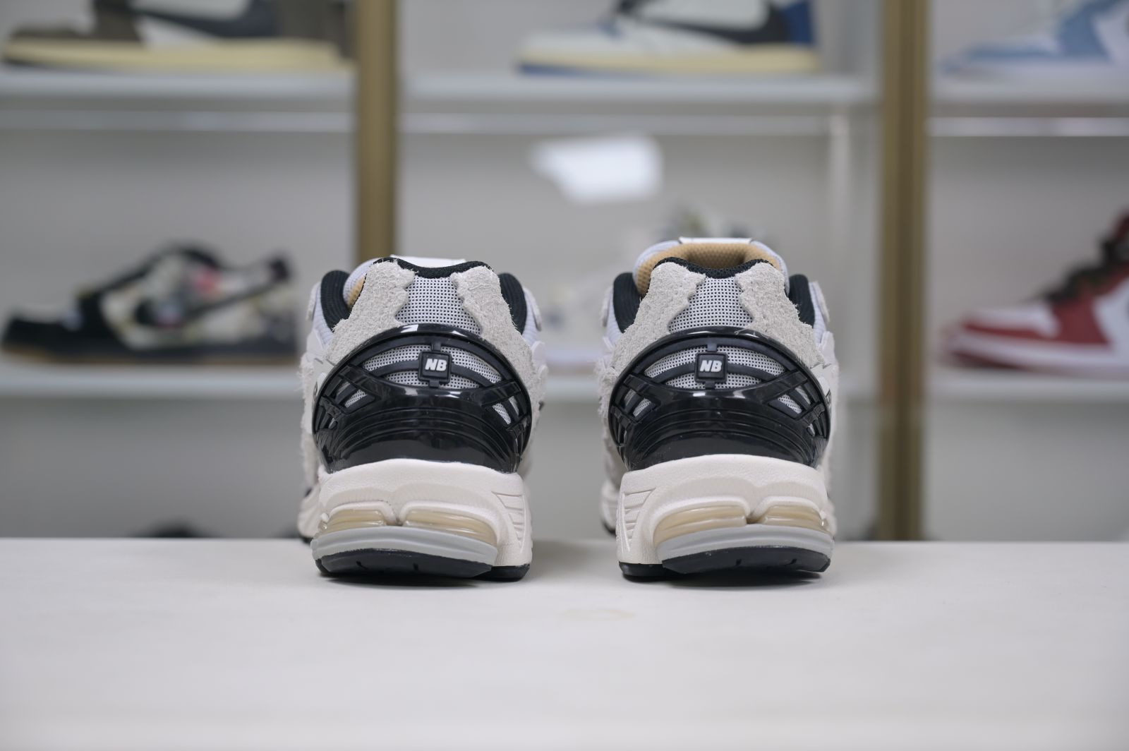 New Balance NB 1906R