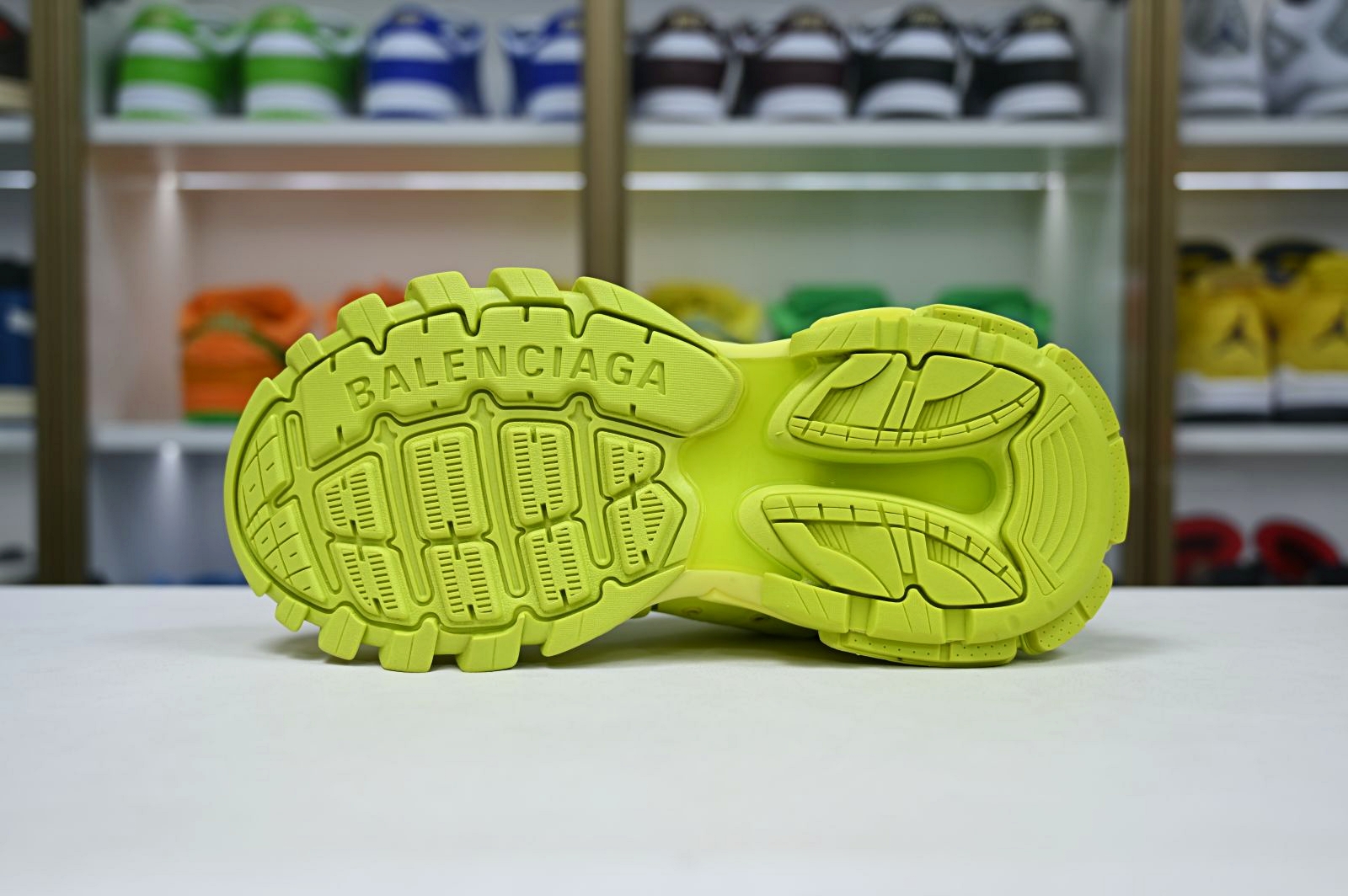 Balenciaga  Track（LED）