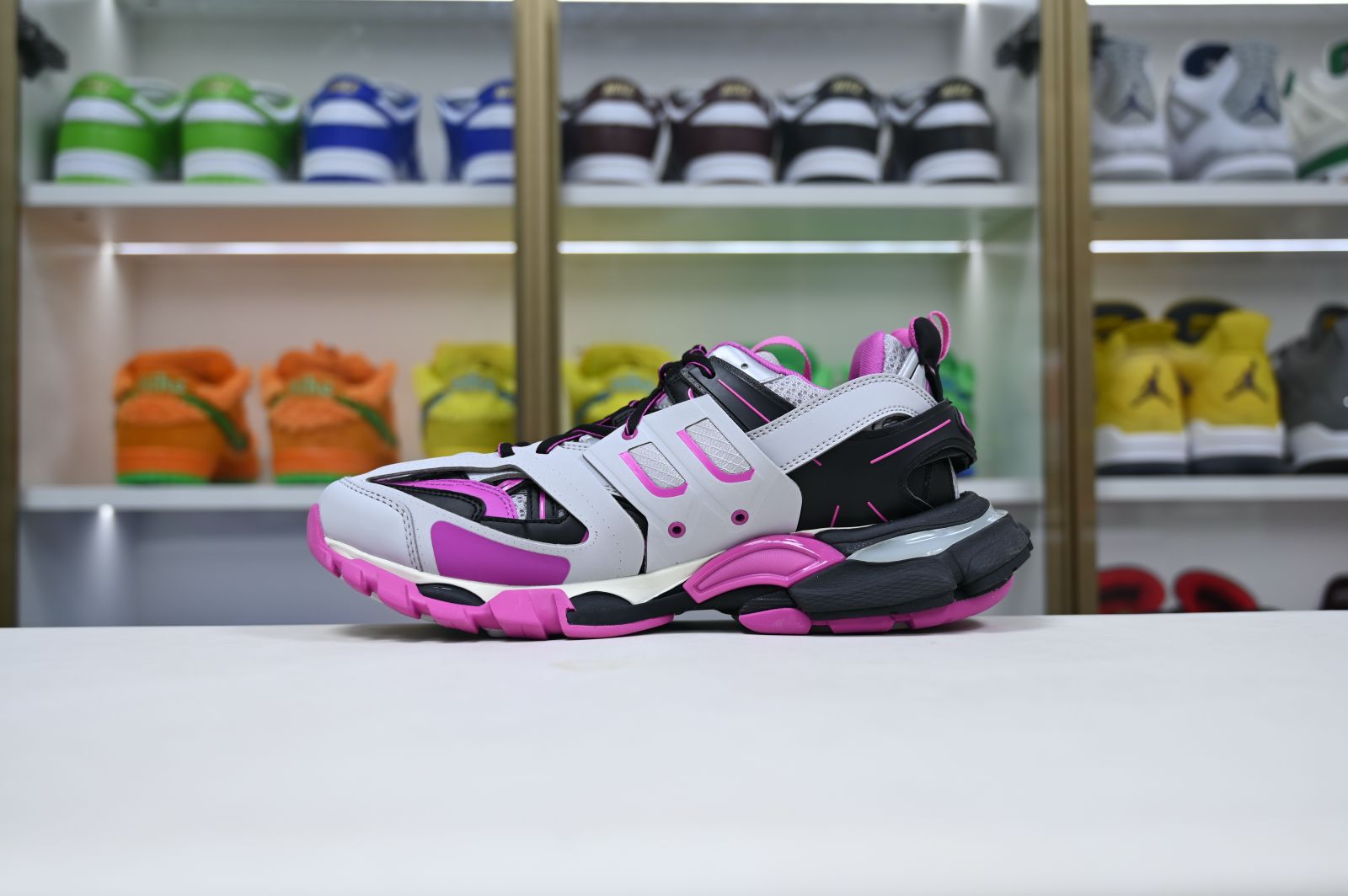 Balenciaga  Track（LED）