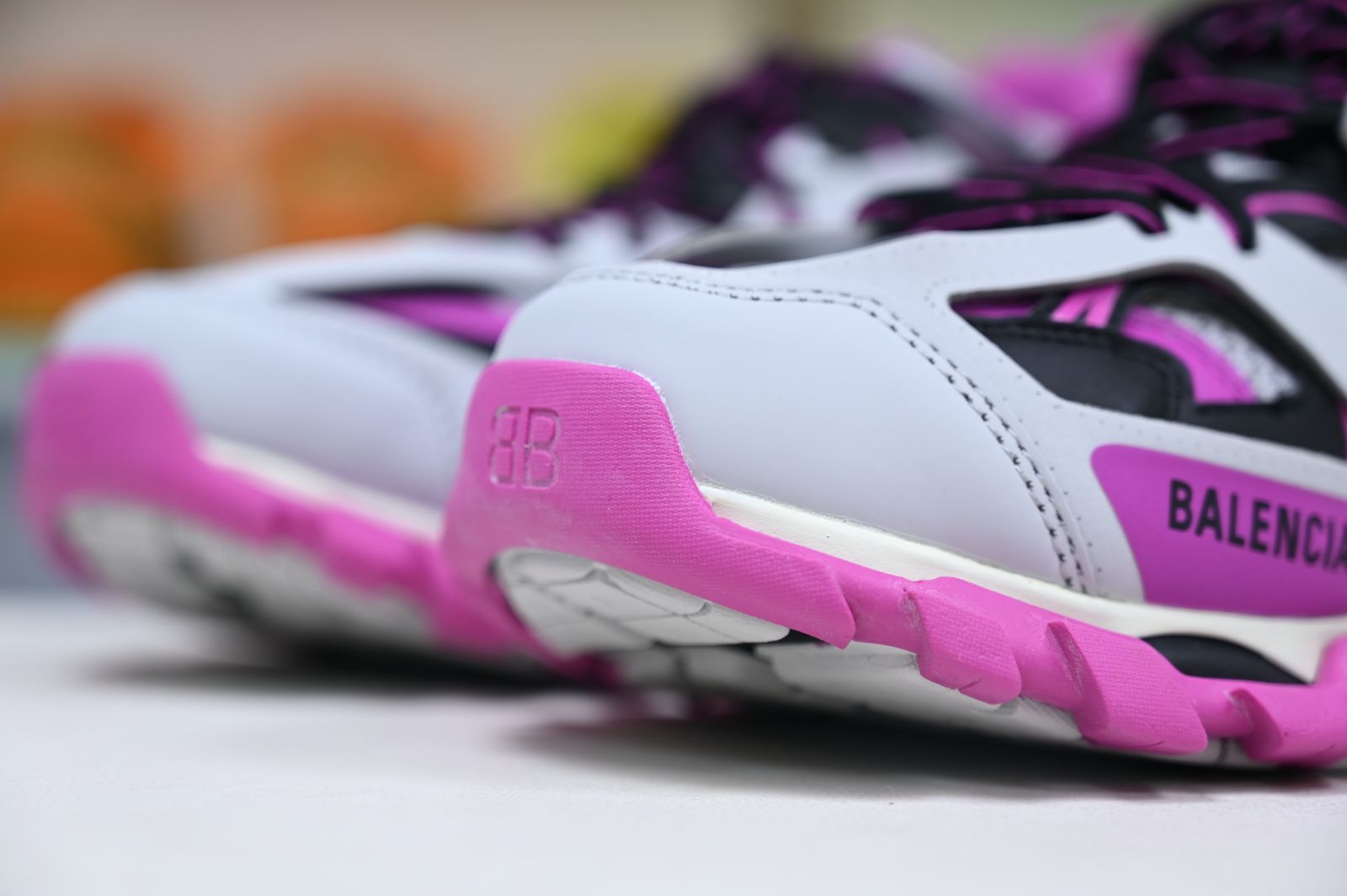 Balenciaga  Track（LED）