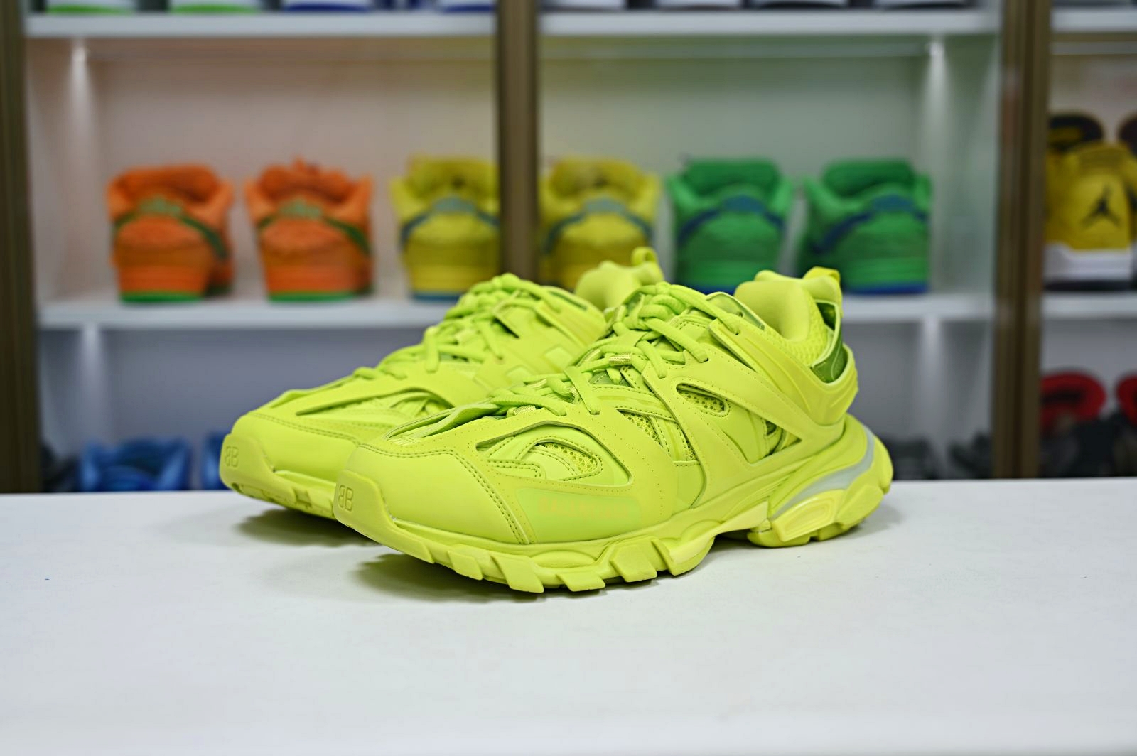 Balenciaga  Track（LED）