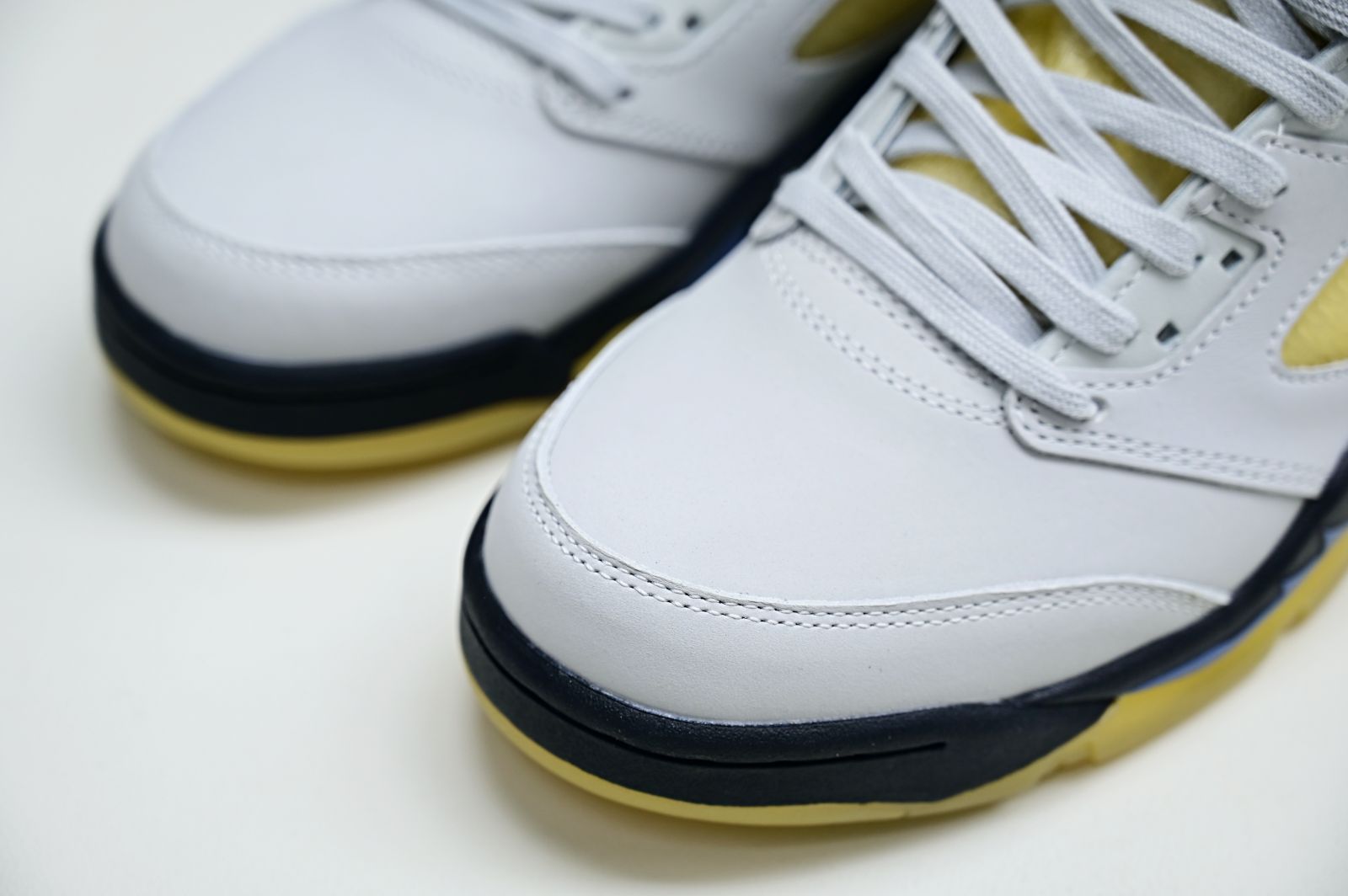 A MA MANIÉRE x Air Jordan 5