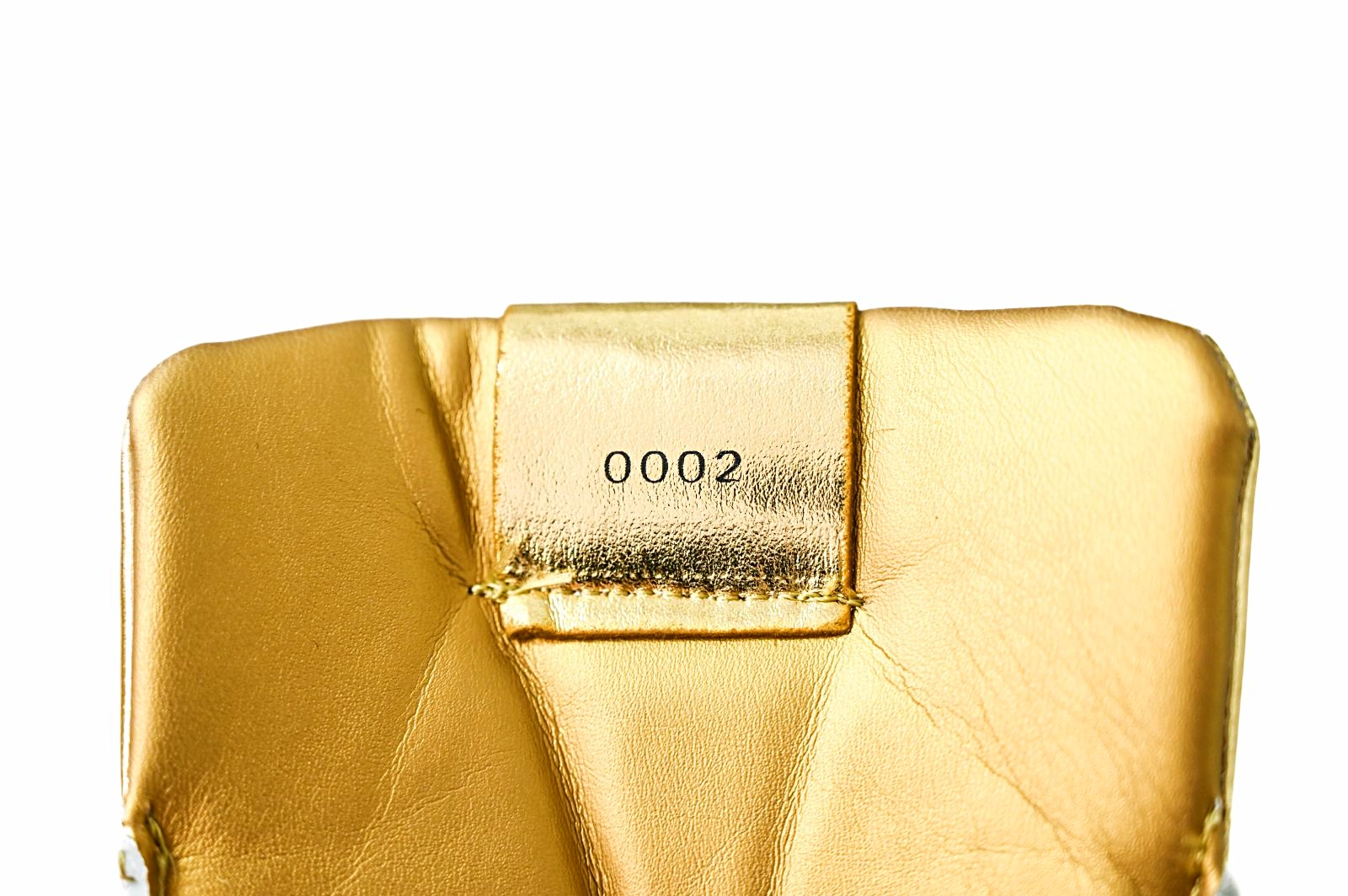 Never Surrender Trump sneakers MAGA.1