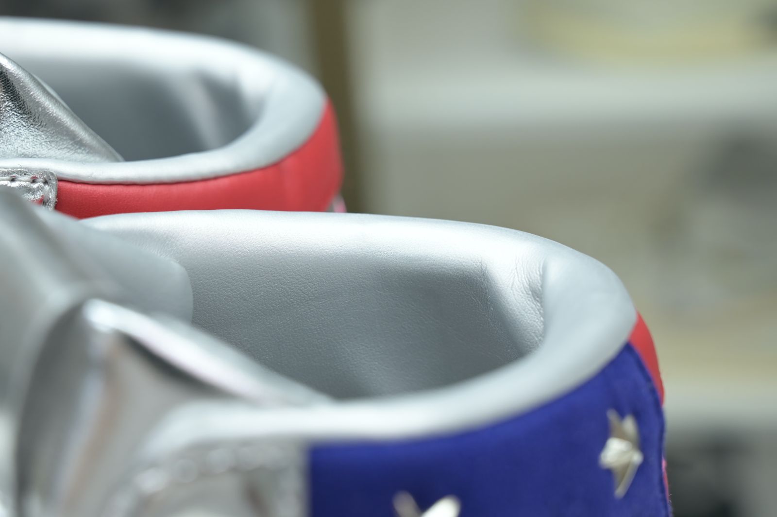 Never Surrender Trump sneakers MAGA.1