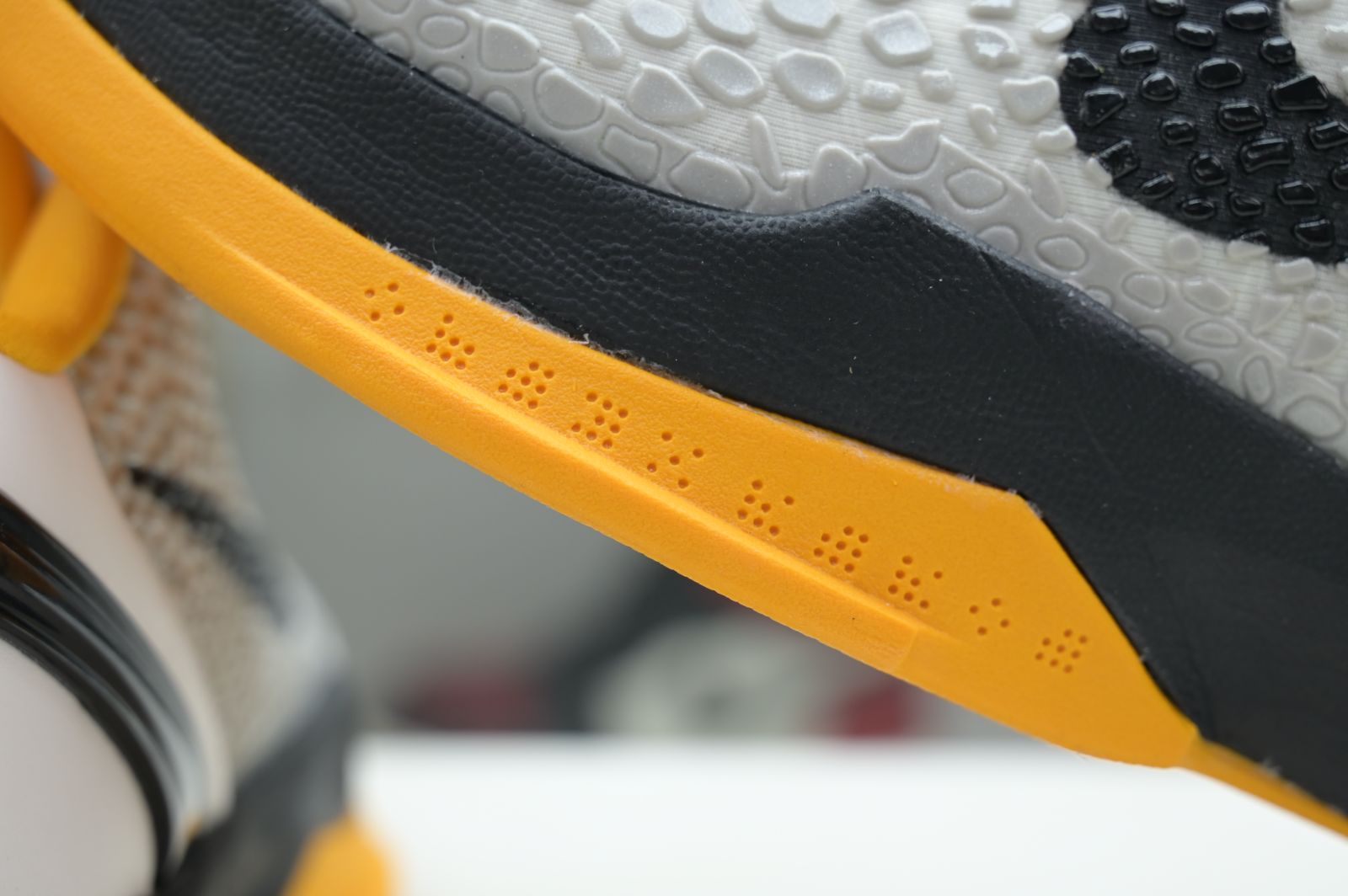 Nike Zoom Kobe 6 Protro