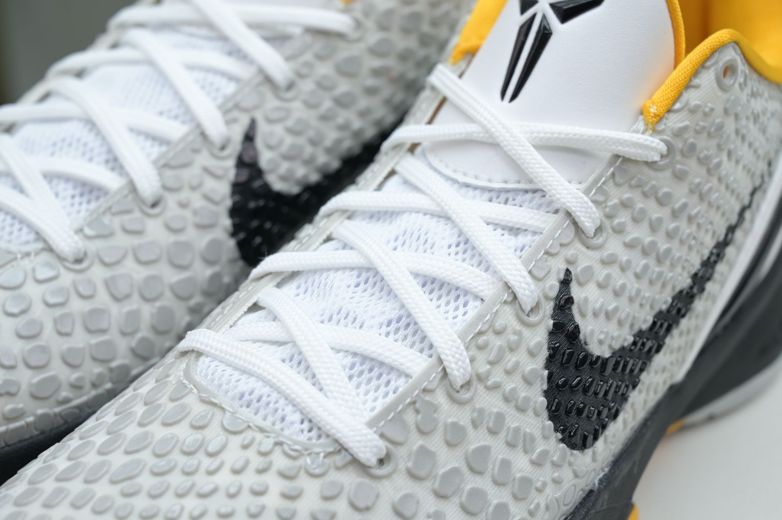 Nike Zoom Kobe 6 Protro