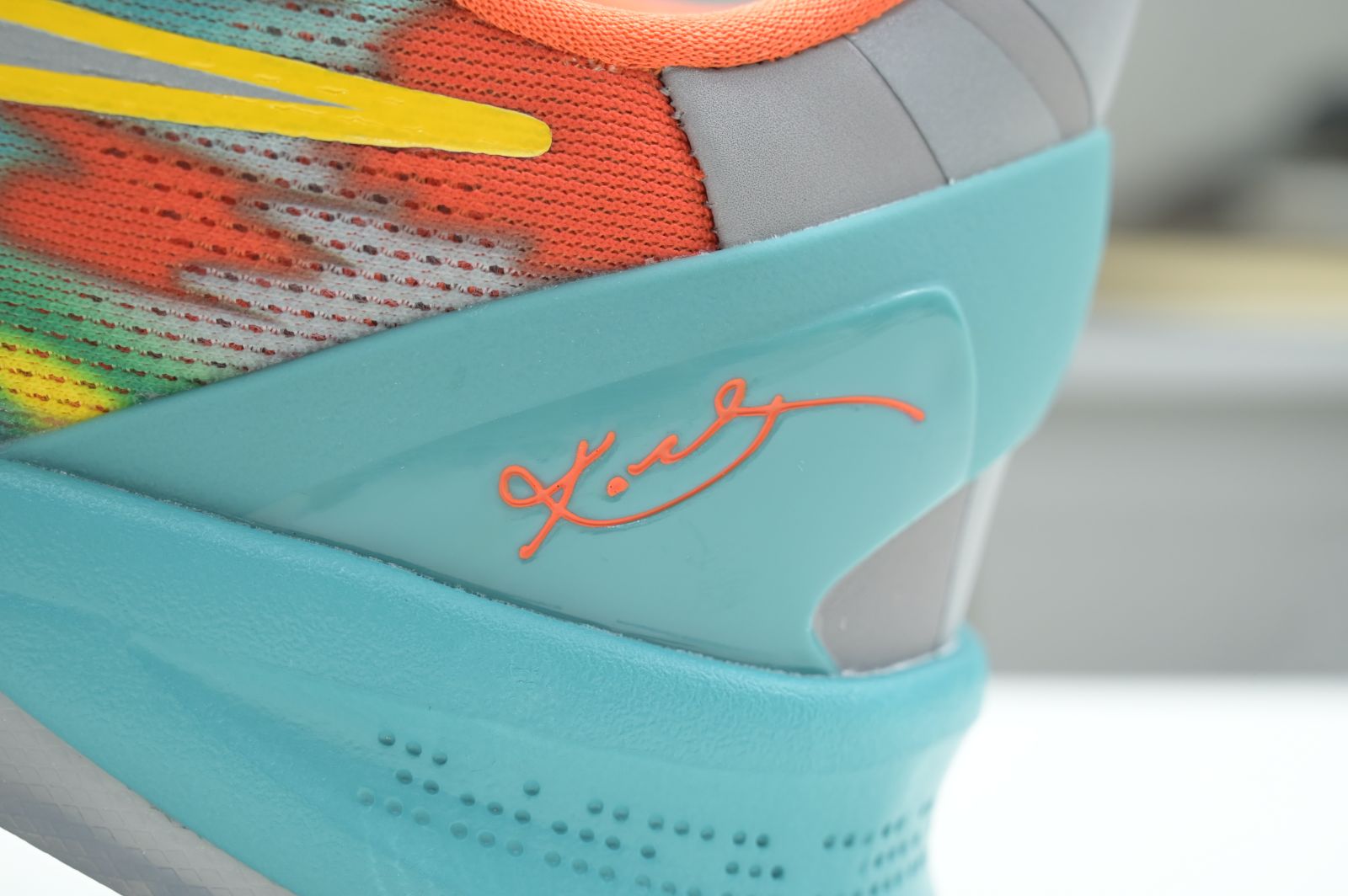 Nike Kobe 8 Protro“Venice Beach”  2024