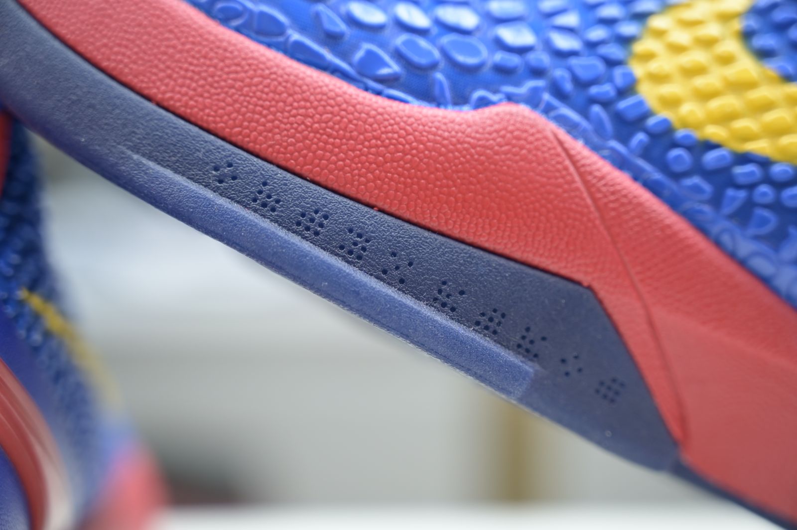 Nike Zoom Kobe 6  FC Barcelona Home