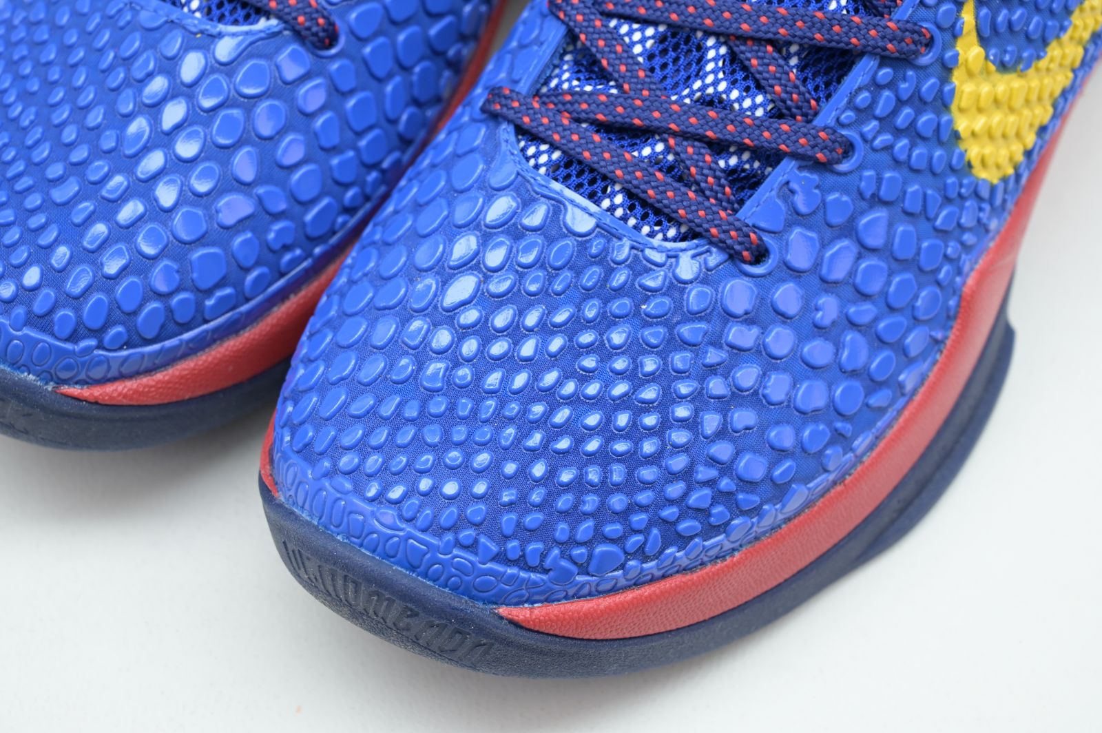 Nike Zoom Kobe 6  FC Barcelona Home