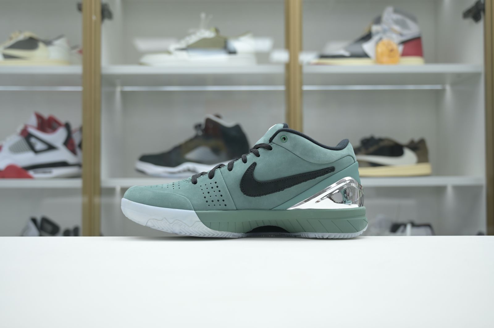 Nike Zoom Kobe 4 Protro 