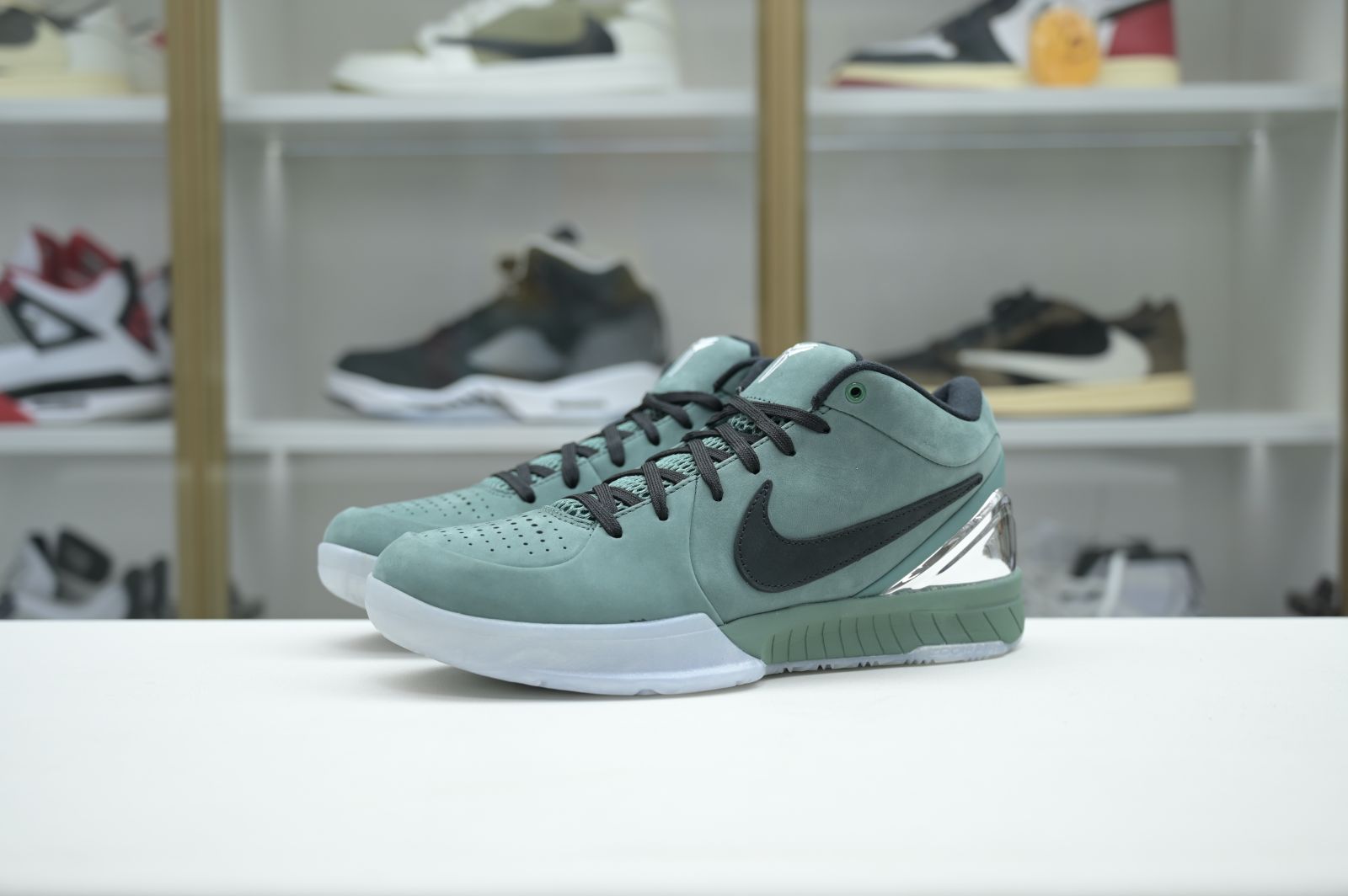Nike Zoom Kobe 4 Protro 