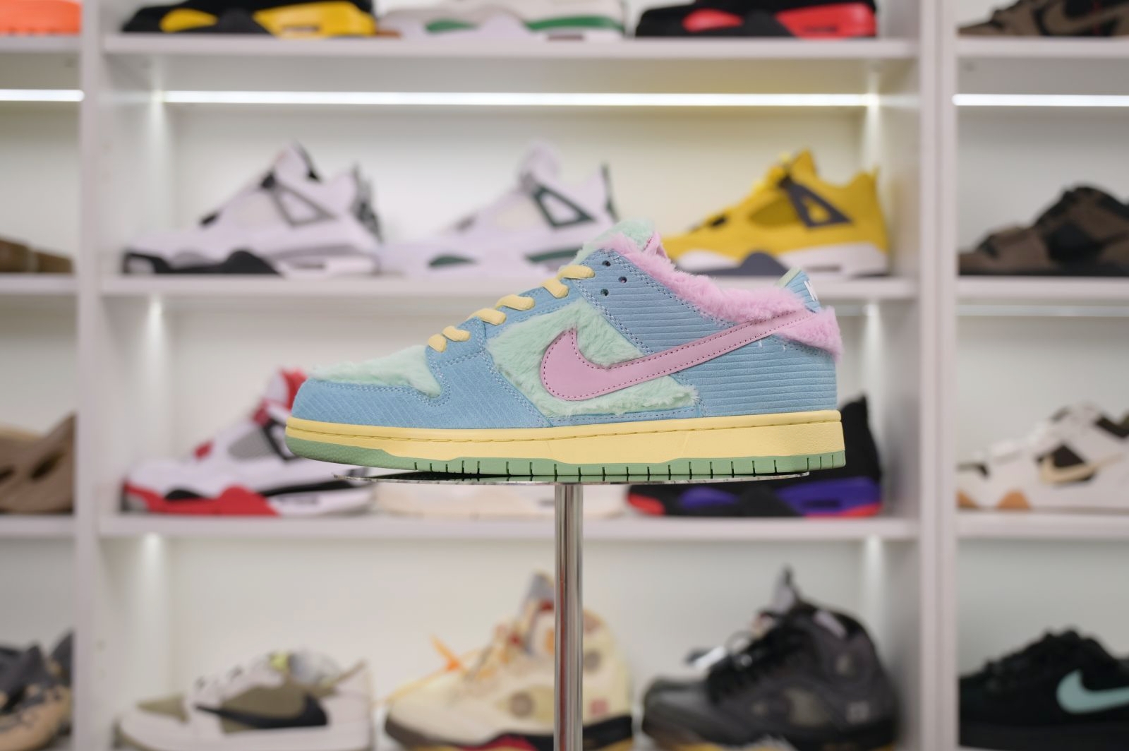 Verdy x Nike Dunk SB