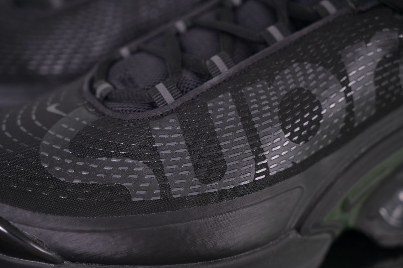 Supreme x Nike Air Max Dn