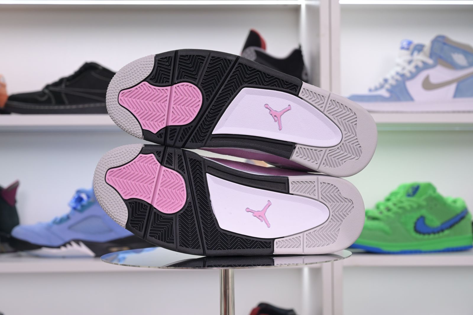 Jordan Air Jordan 4“Orchid”