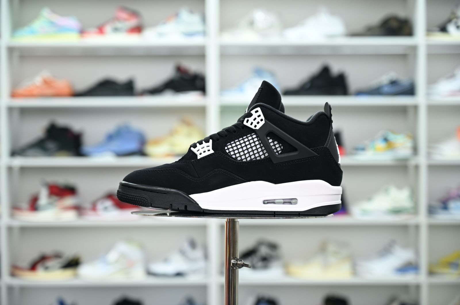 Jordan Air Jordan 4 Retro 