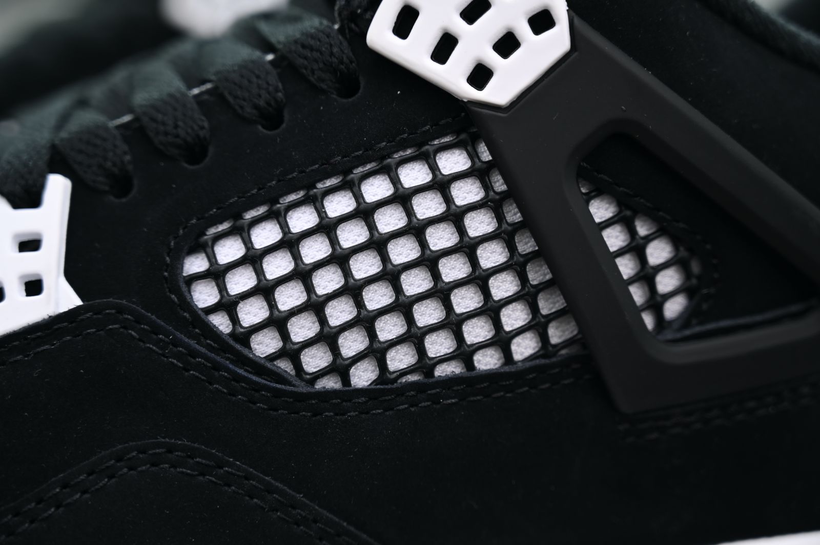 Jordan Air Jordan 4 Retro 