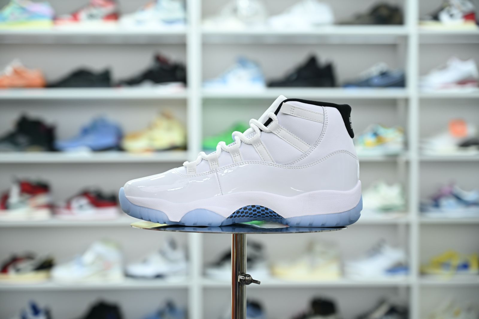 Jordan Air Jordan 11“Legend Blue” 2024