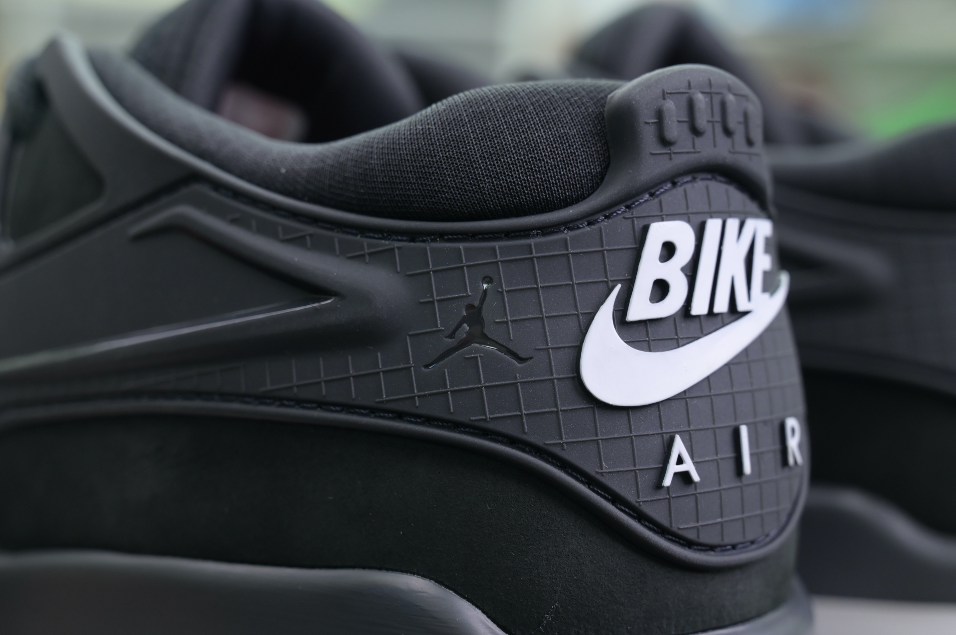 Nigel Sylvester x Jordan Air Jordan 4 RM SP “Anthracite”