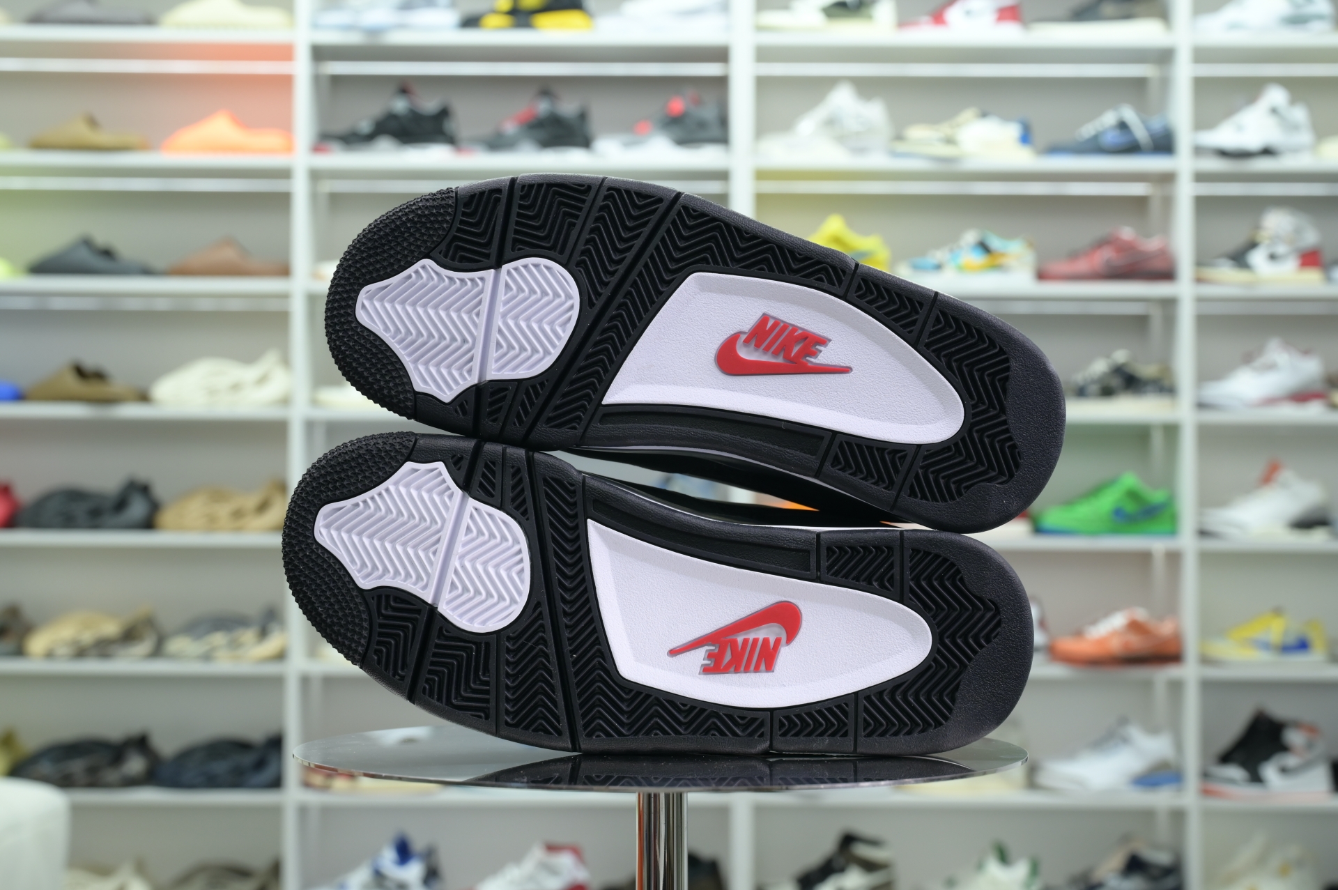 Nigel Sylvester x Jordan Air Jordan 4 RM SP “Anthracite”