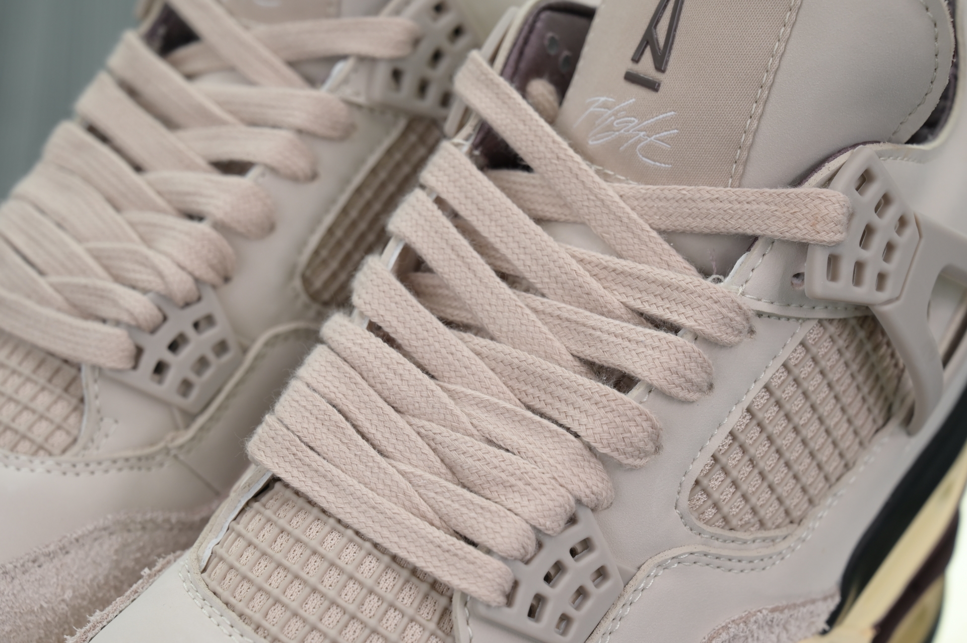 A Ma Maniére x Jordan Air Jordan 4“While You Were Sleeping”