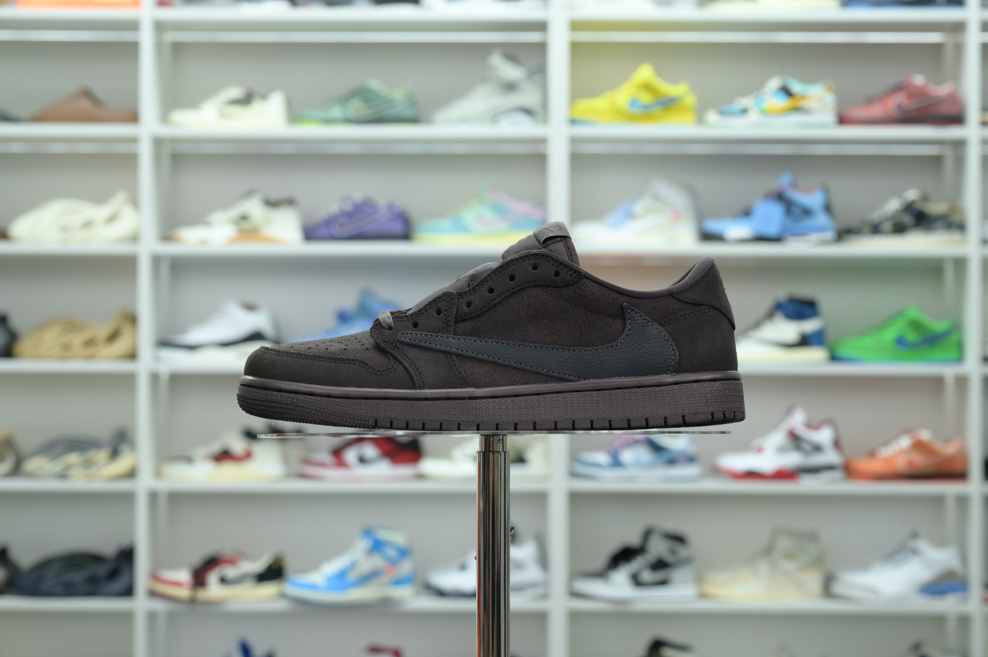 Travis Scott x Jordan Air Jordan 1 Low OG“Velvet Brown”