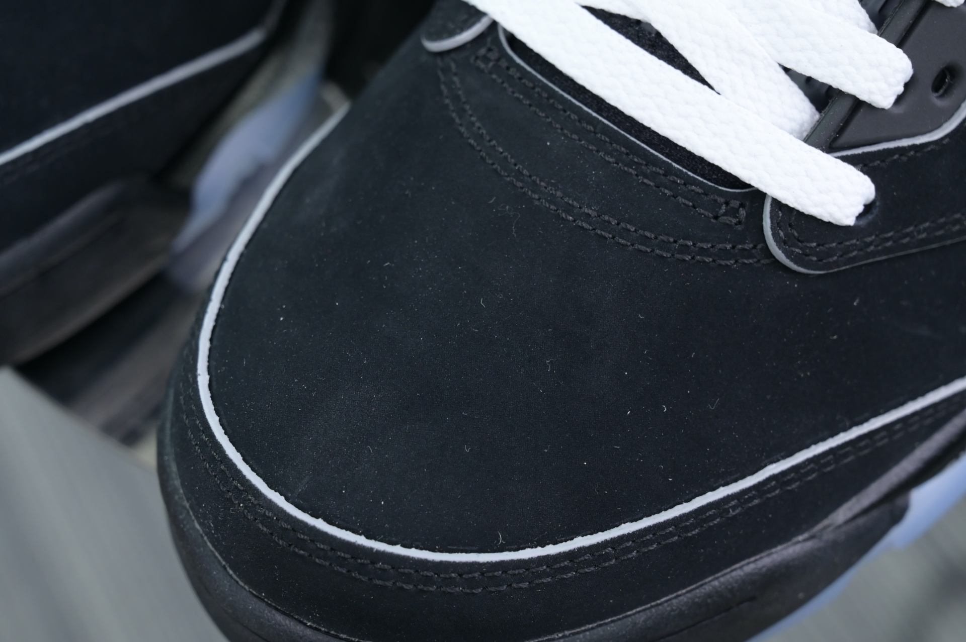 Jordan Air Jordan 5“BLACK METALLIC REIMAGINED”