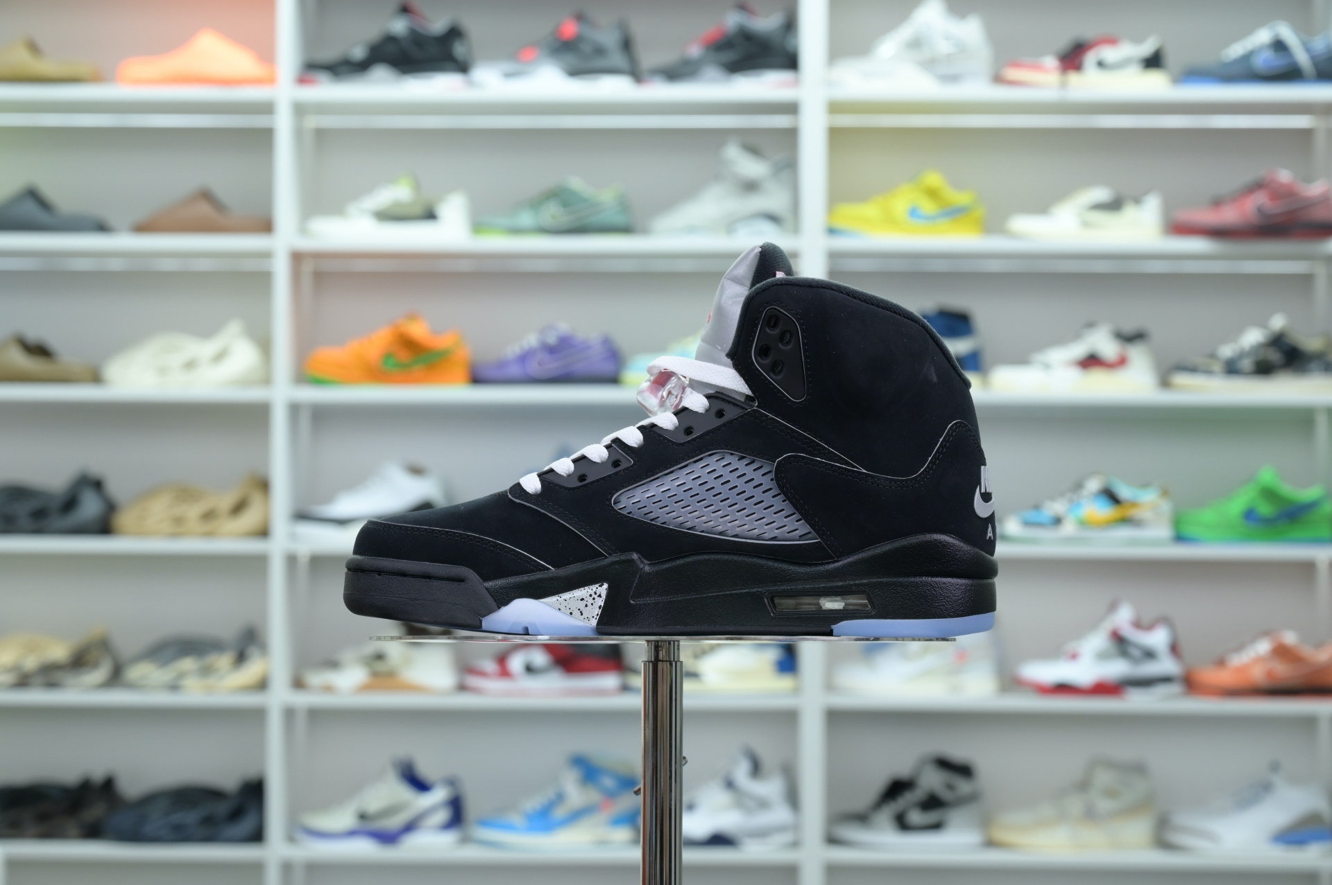 Jordan Air Jordan 5“BLACK METALLIC REIMAGINED”