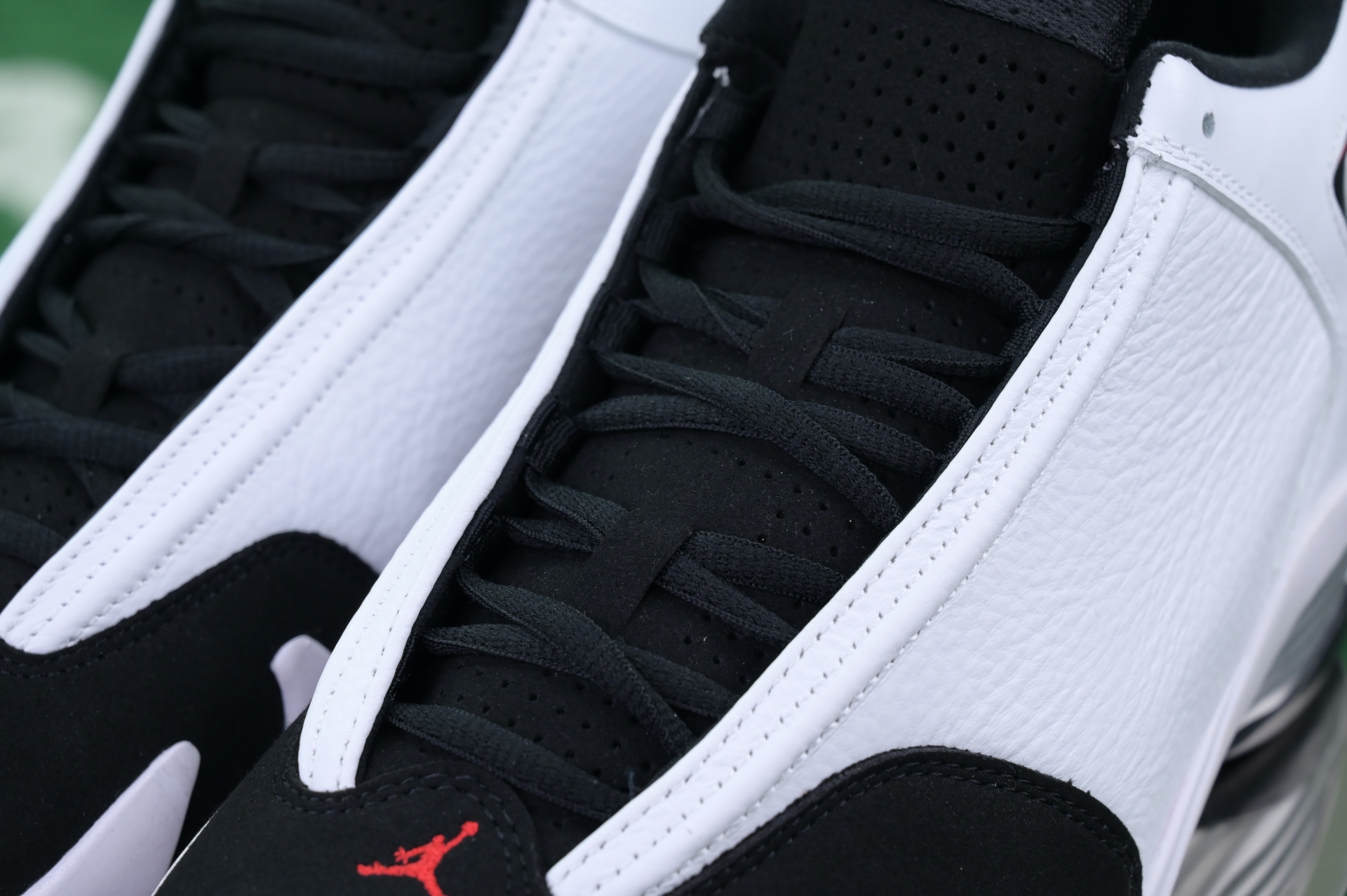 Jordan Air Jordan14“Black Toe”2024