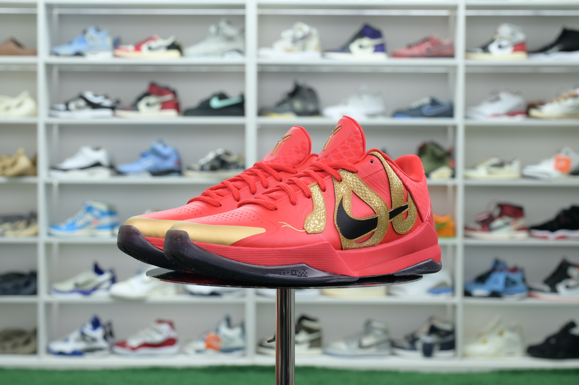 Nike Kobe 5 Protro“Year of the Mamba”