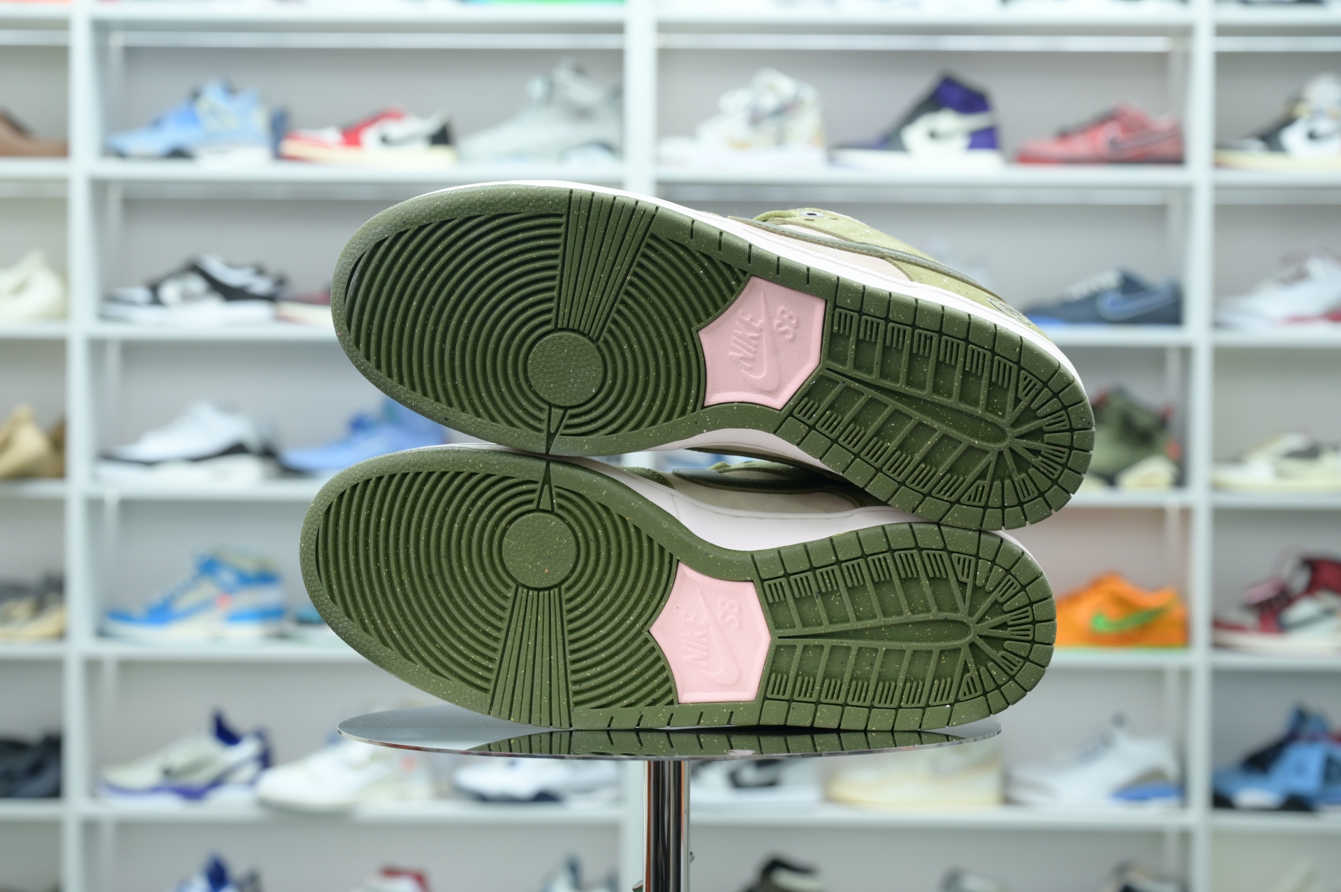 Yuto Horigome x Nike Dunk SB Asparagus