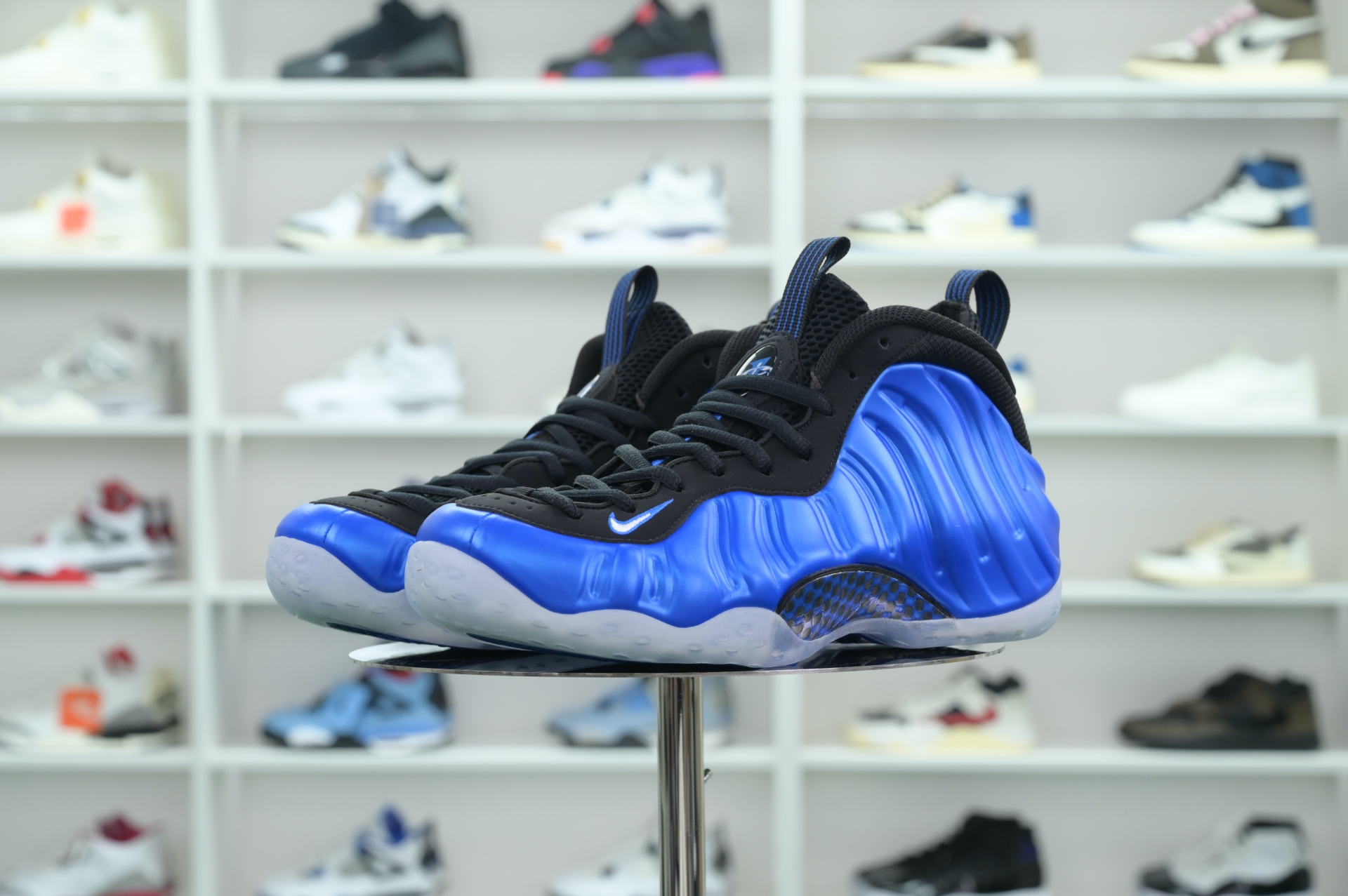 Nike Foamposite One“Dark Neon Royal”