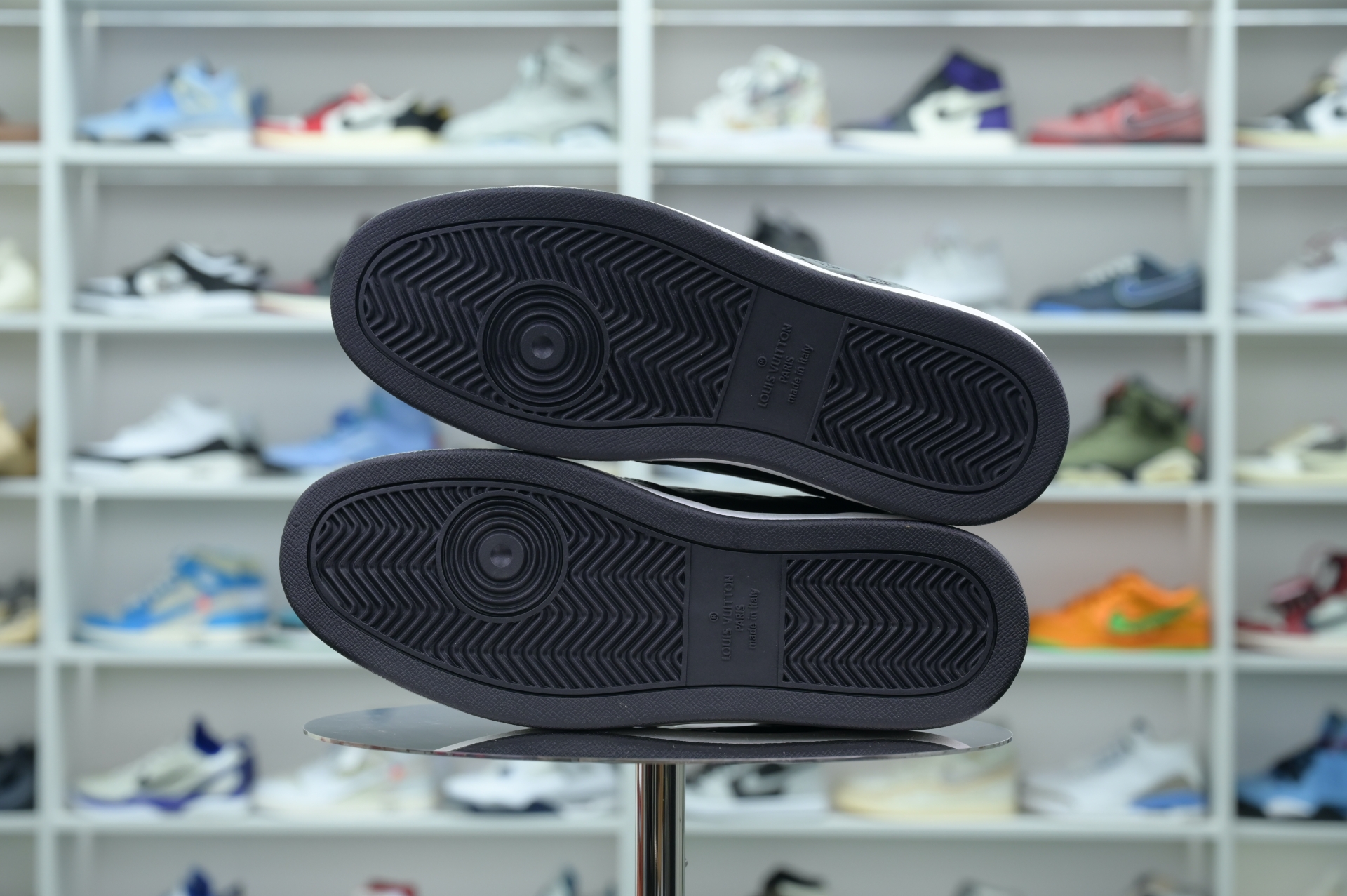 Louis Vuitton  LV  Rivoli