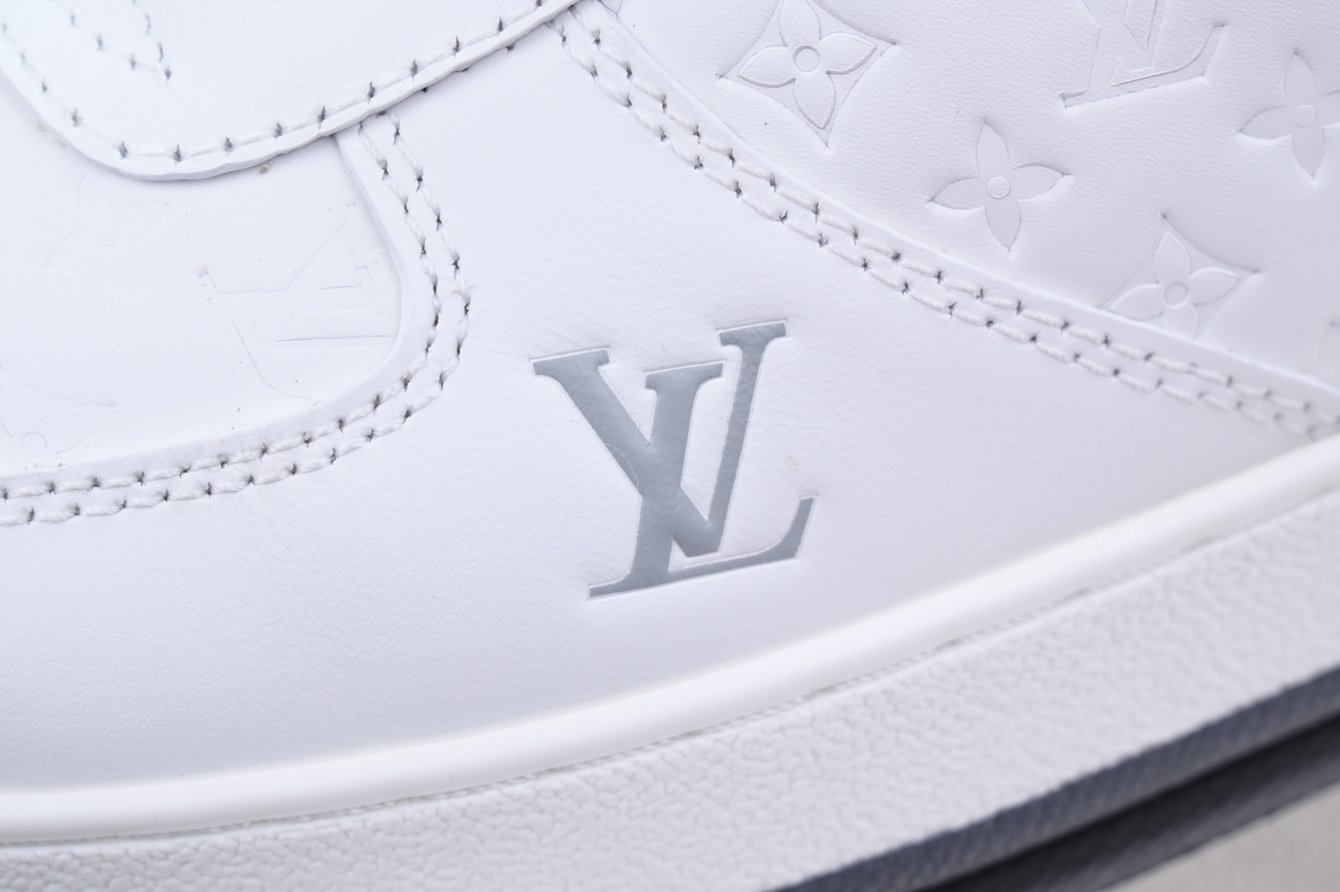 Louis Vuitton  LV  Rivoli