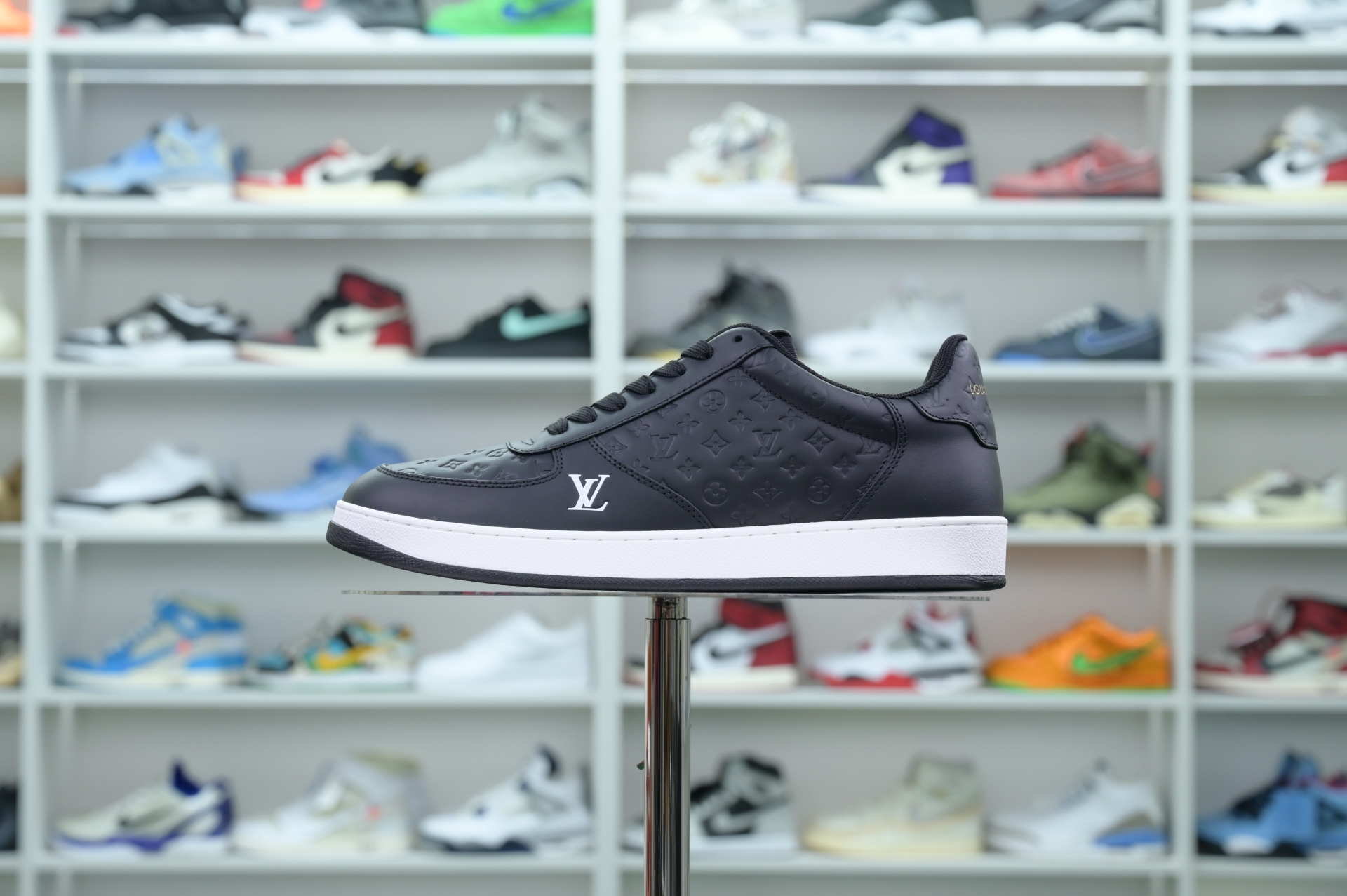 Louis Vuitton  LV  Rivoli