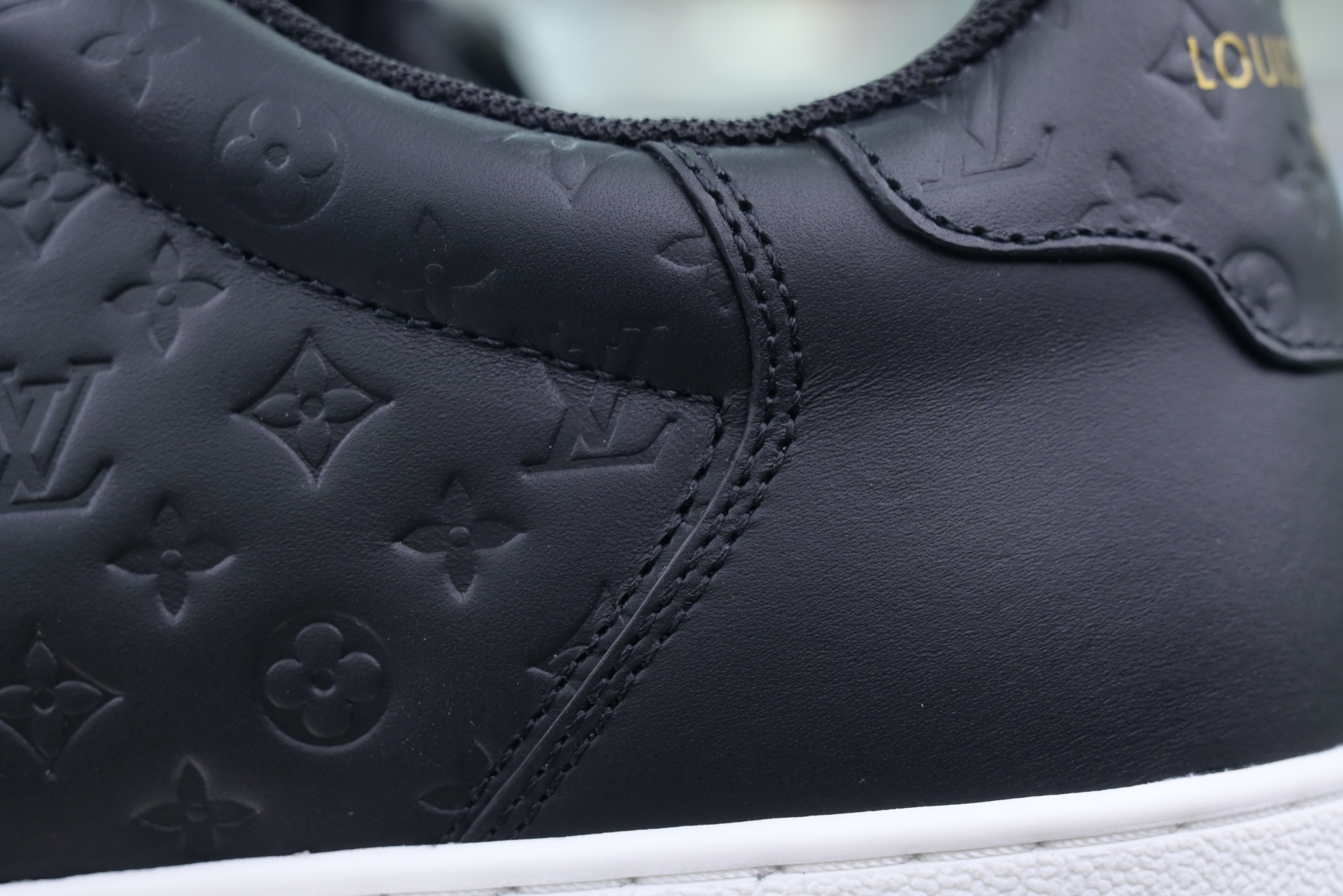 Louis Vuitton  LV  Rivoli