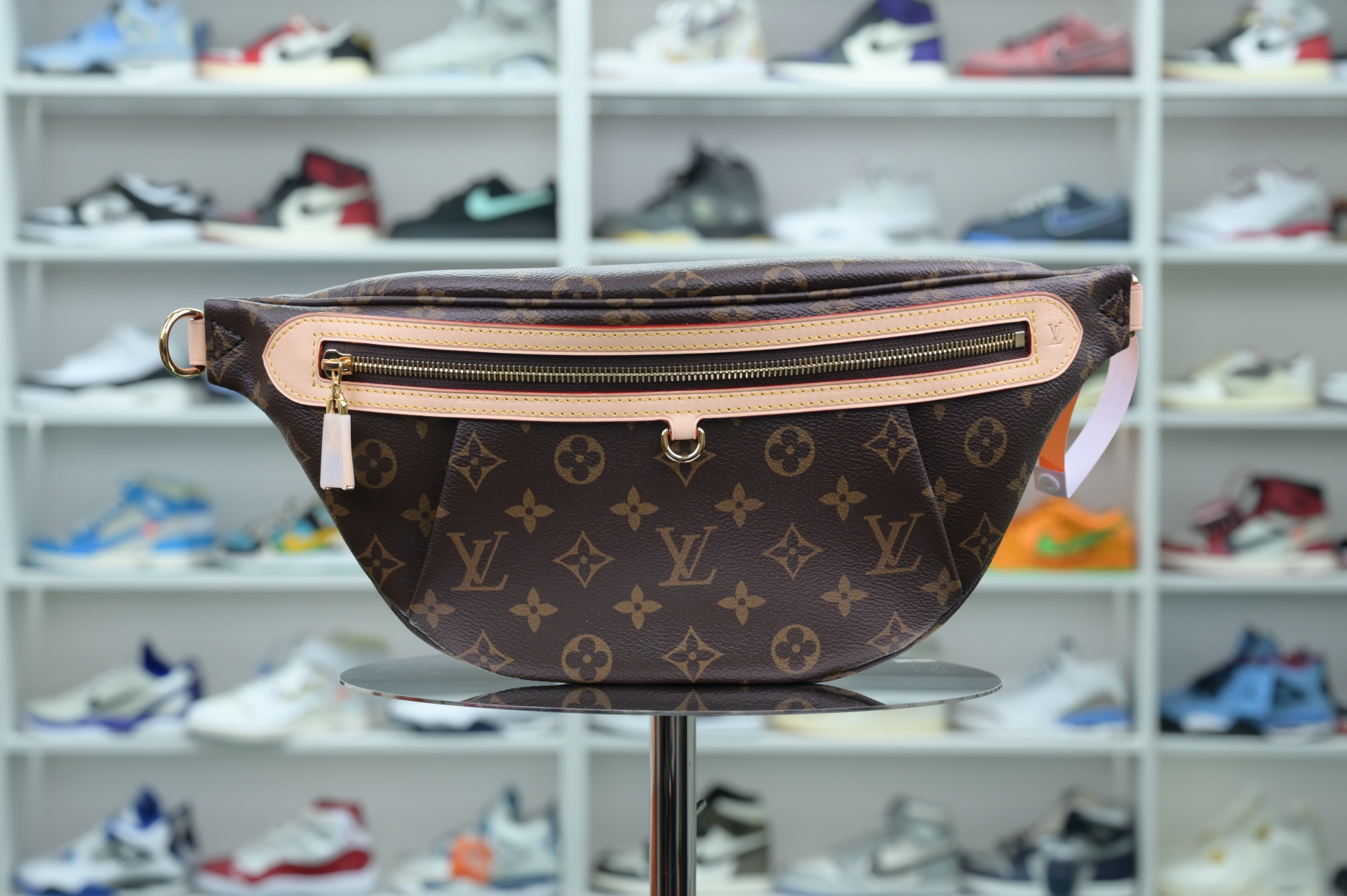 Louis Vuitton  LV