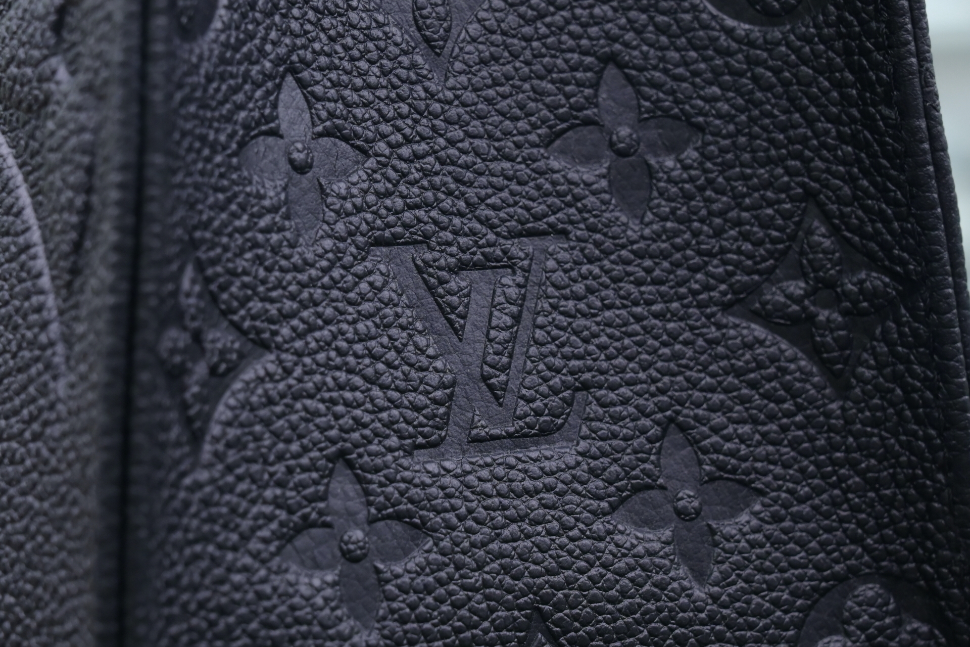 Louis Vuitton  LV