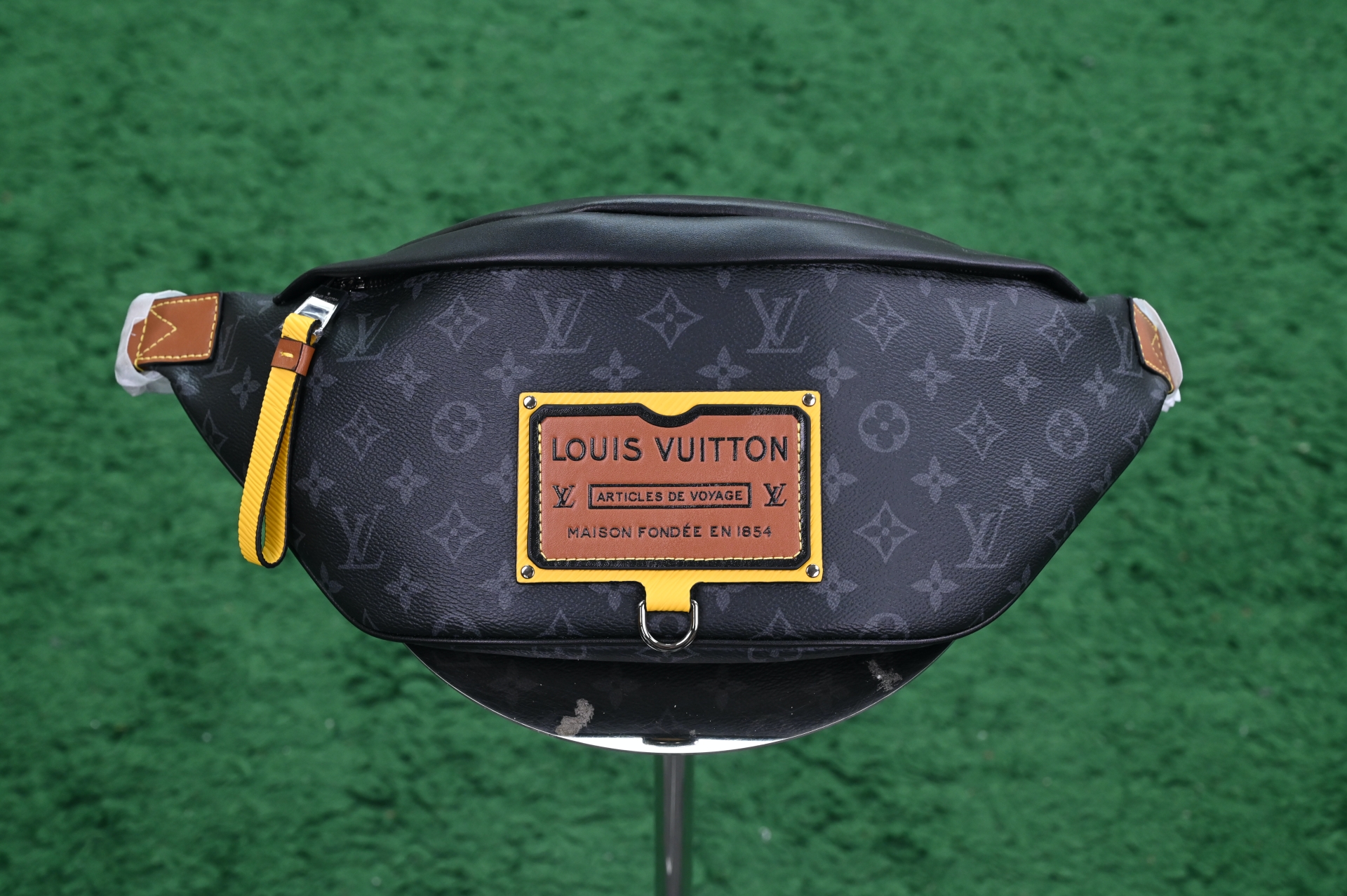 Louis Vuitton  LV  Discovery