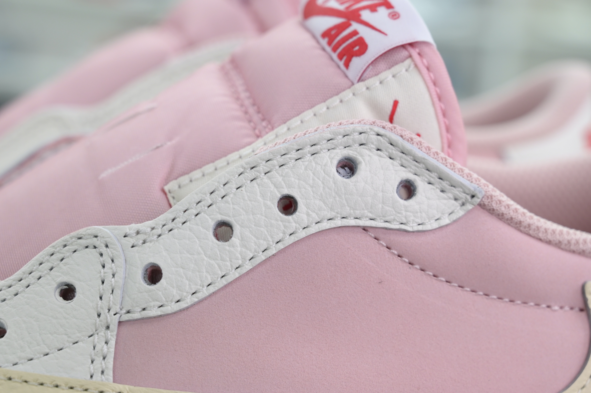 Travis Scott x Jordan Air Jordan 1 Low