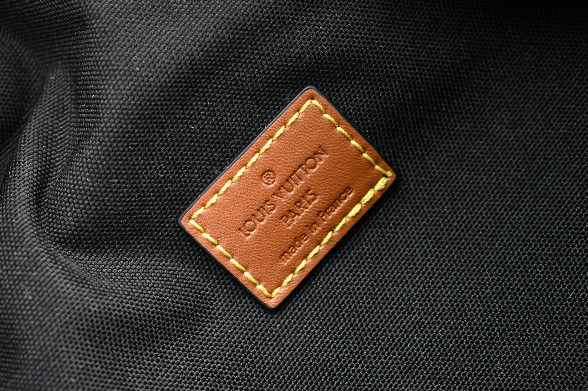 Louis Vuitton  LV  Discovery