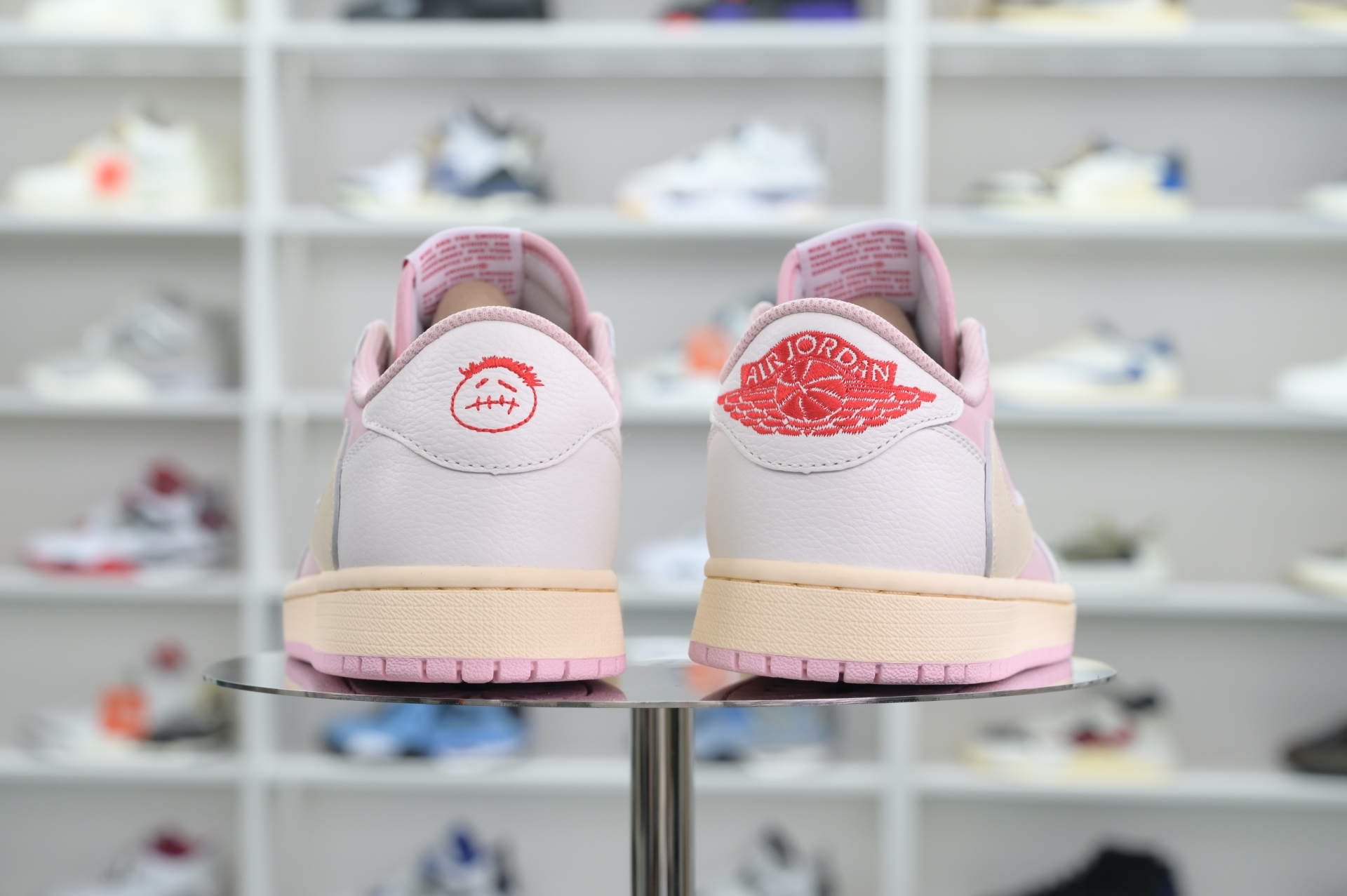 Travis Scott x Jordan Air Jordan 1 Low