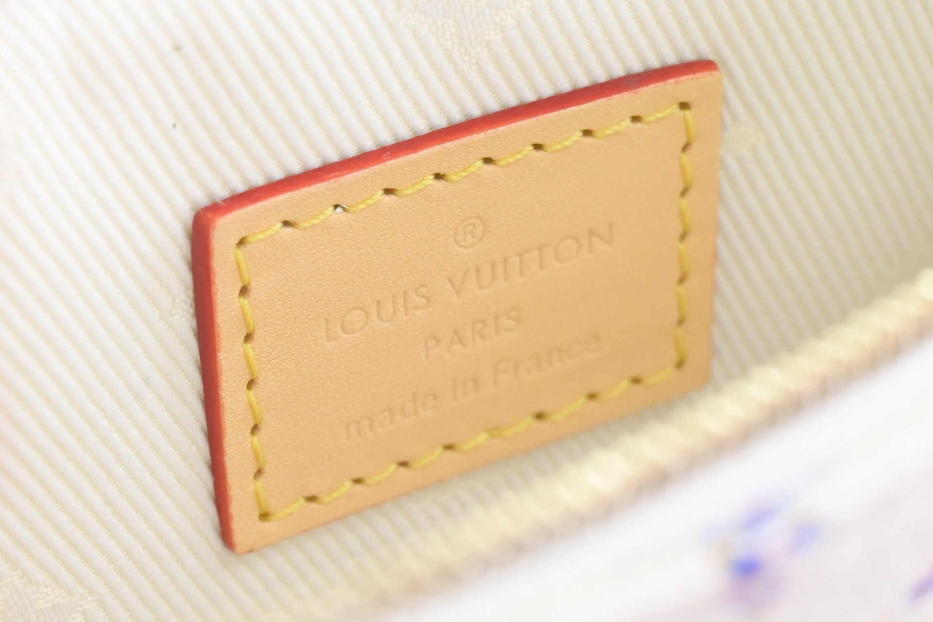 Louis Vuitton  LV
