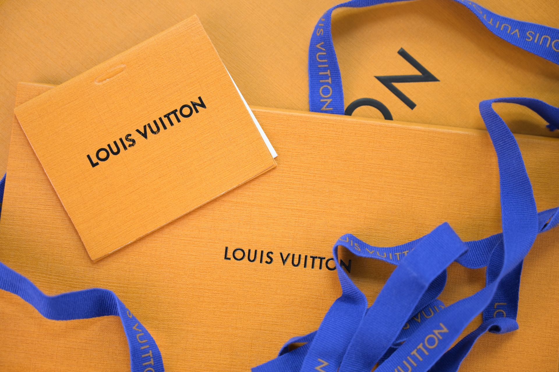 Louis Vuitton  LV
