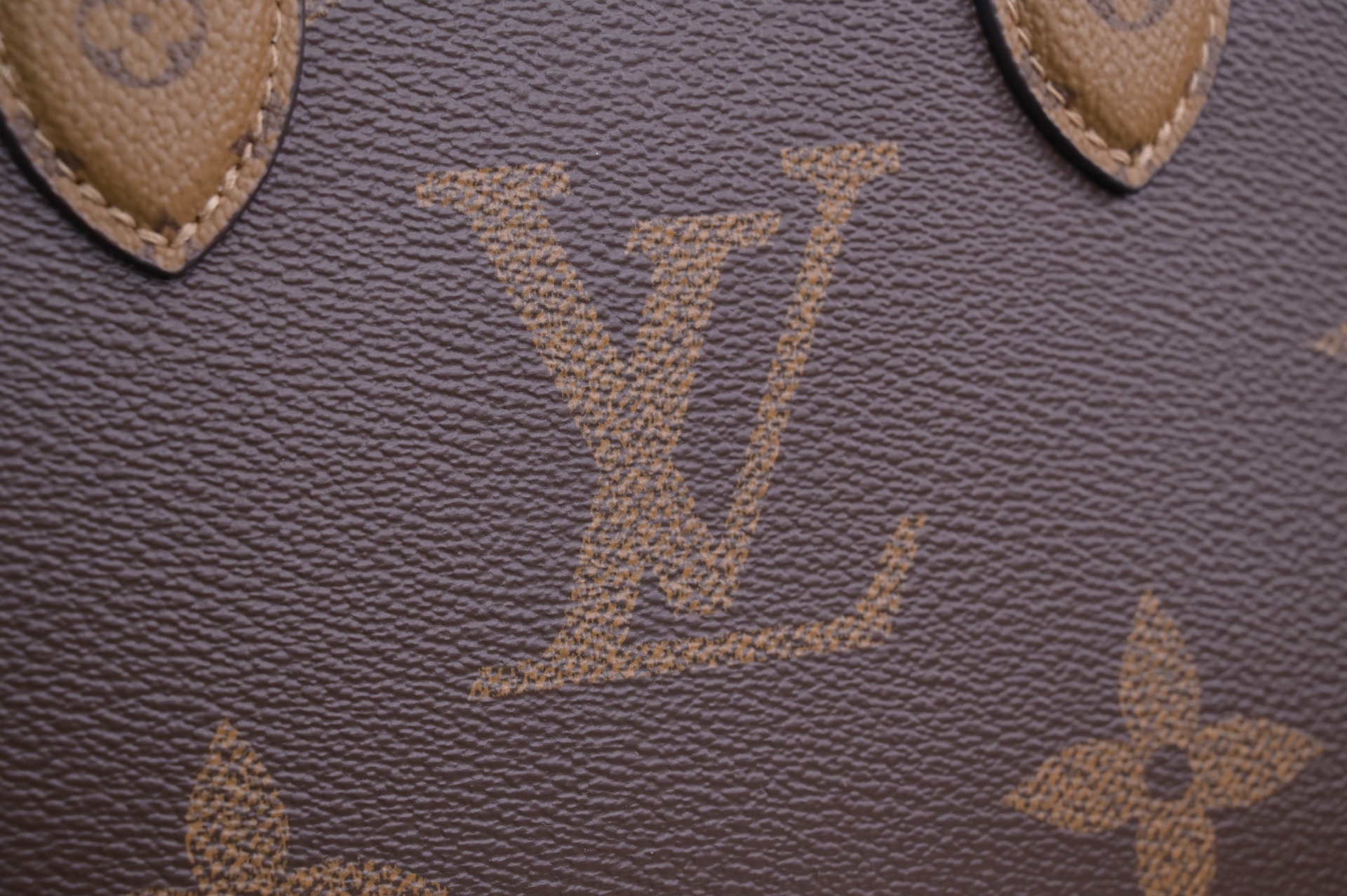 Louis Vuitton  LV