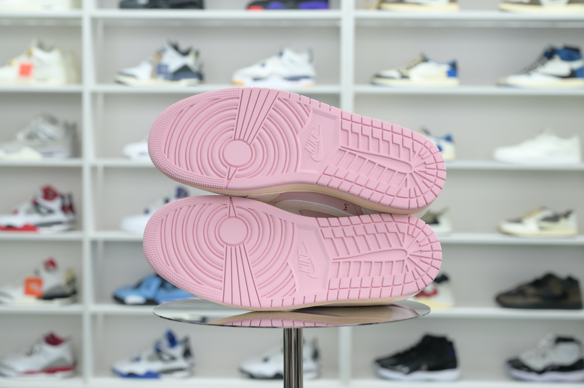 Travis Scott x Jordan Air Jordan 1 Low