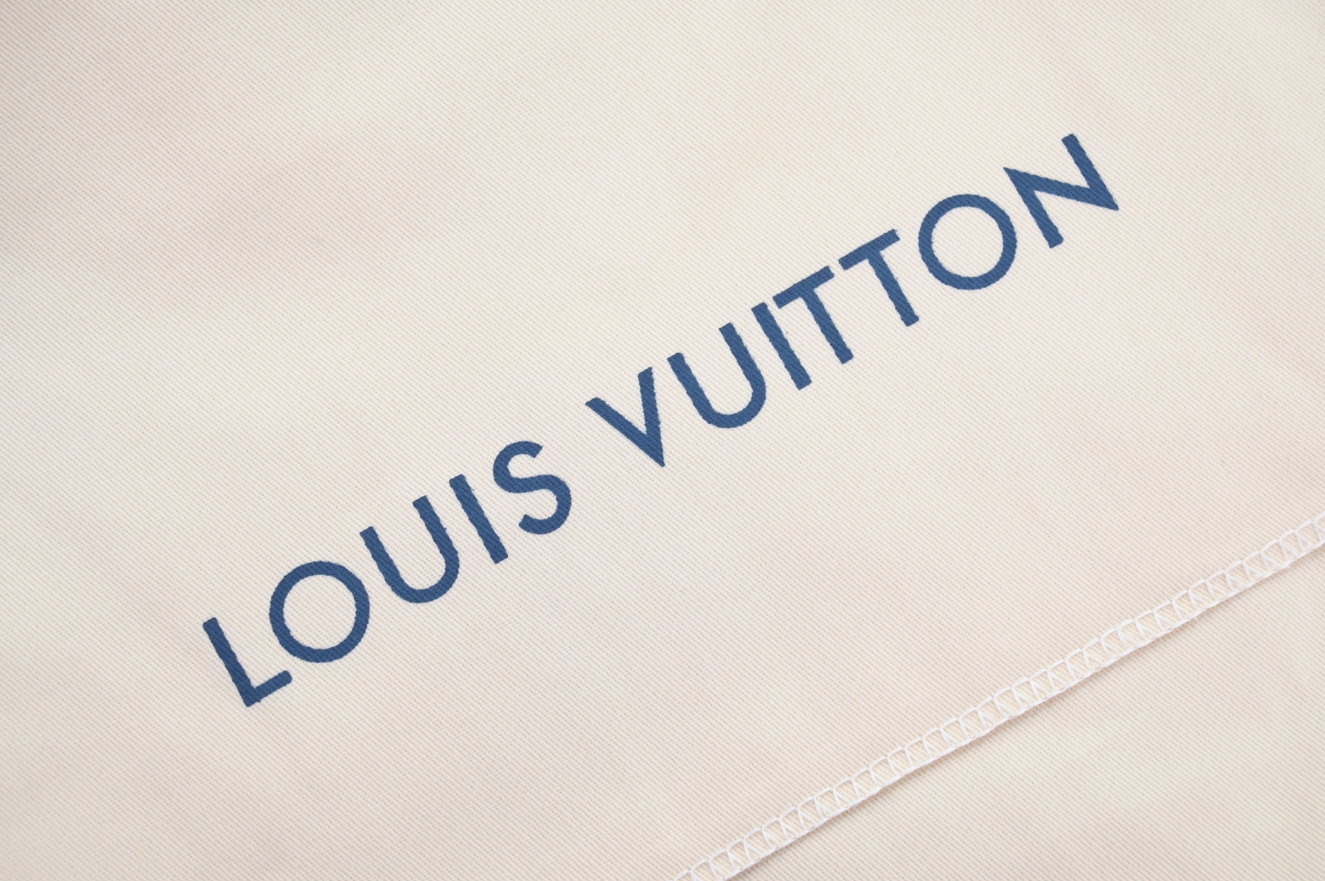 Louis Vuitton  LV