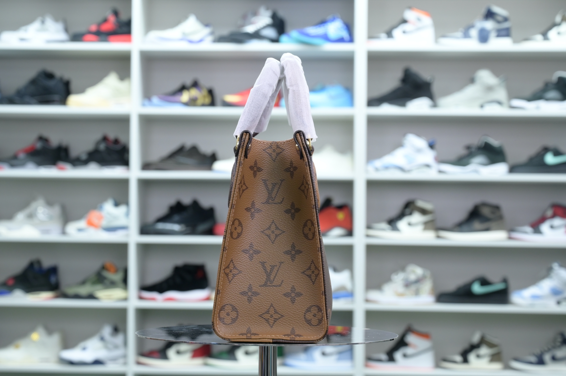 Louis Vuitton  LV
