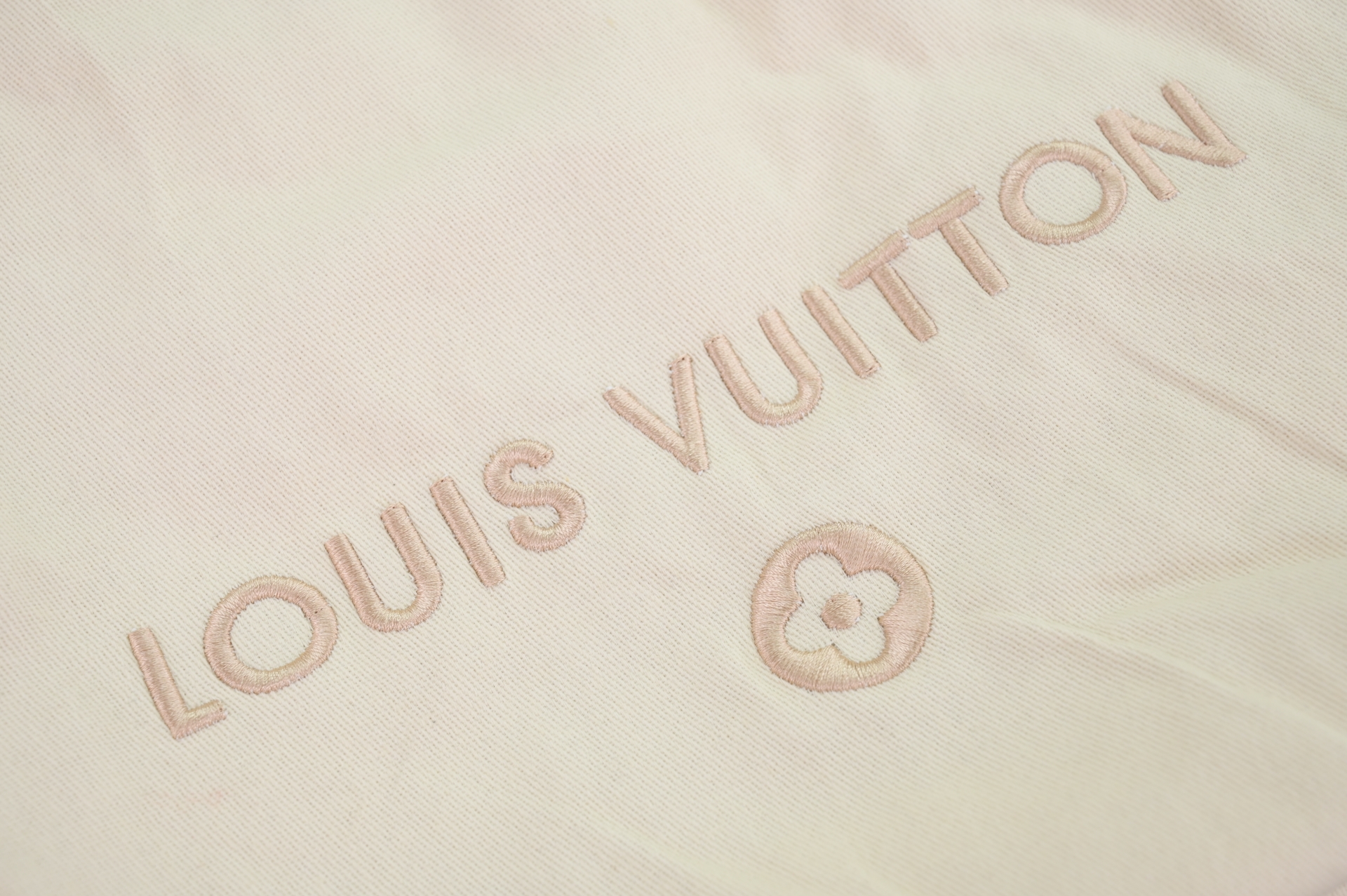 Louis Vuitton  LV