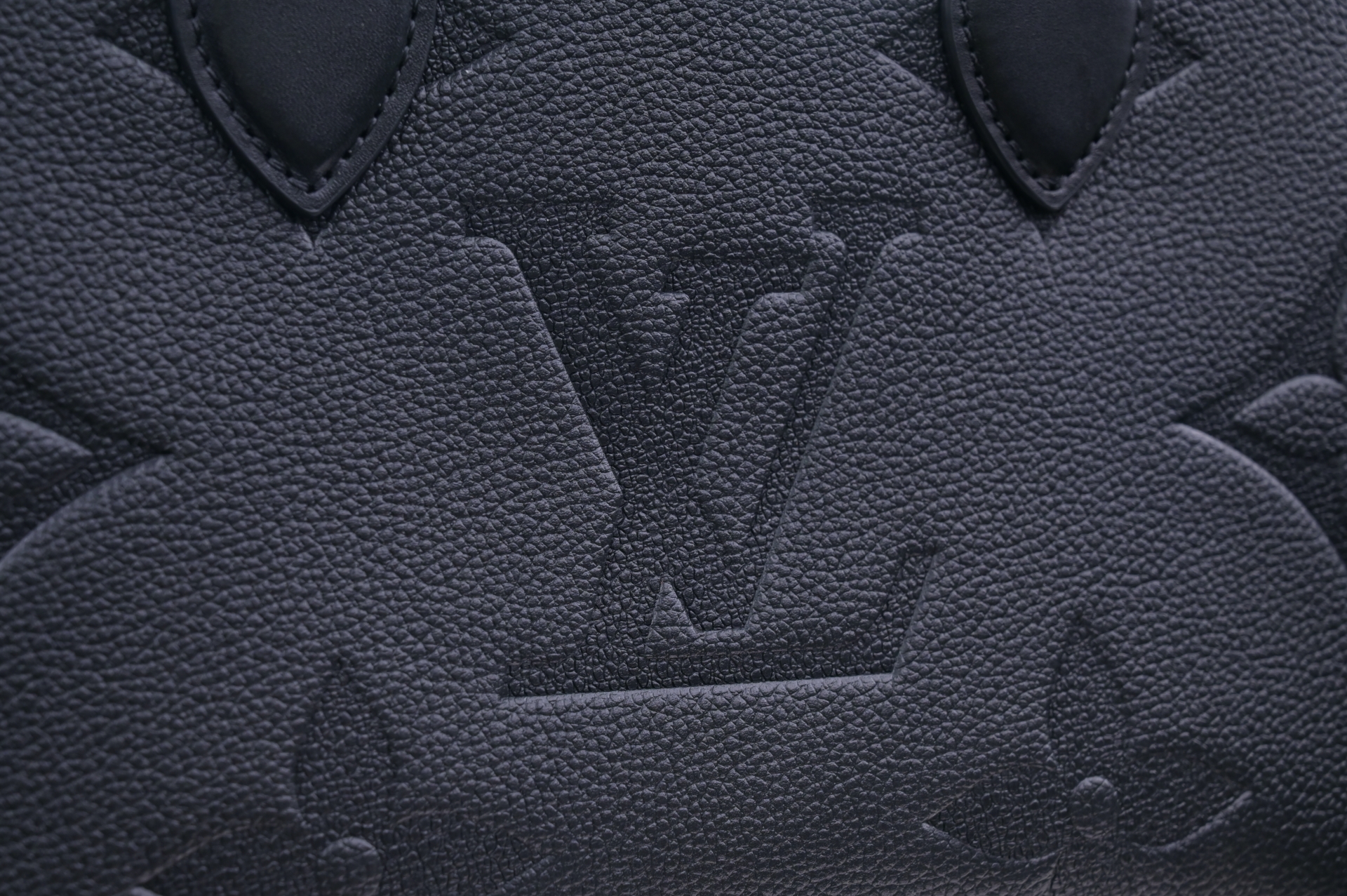 Louis Vuitton  LV