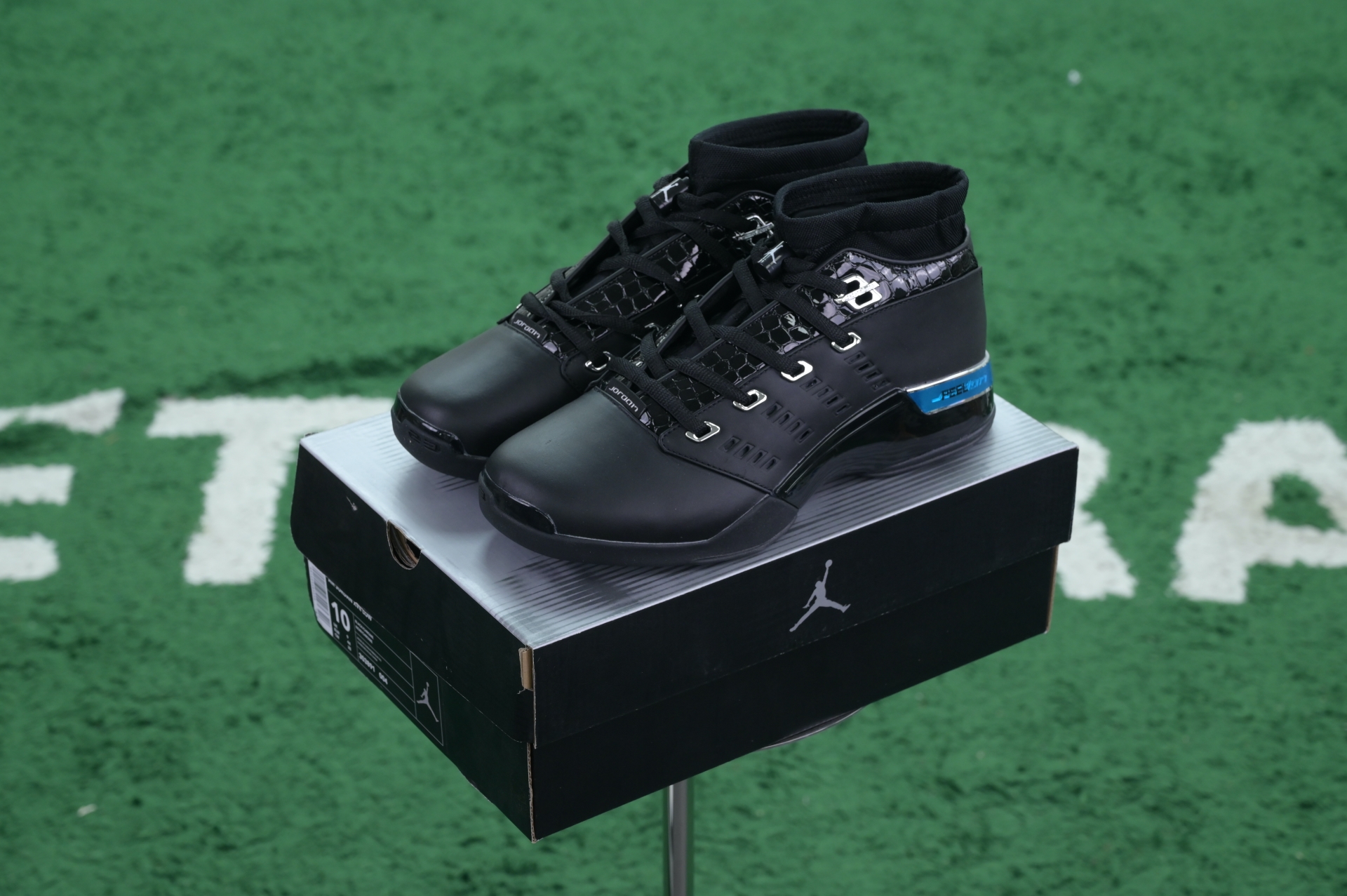 Jordan Air Jordan 17 OG Low Black Chrome